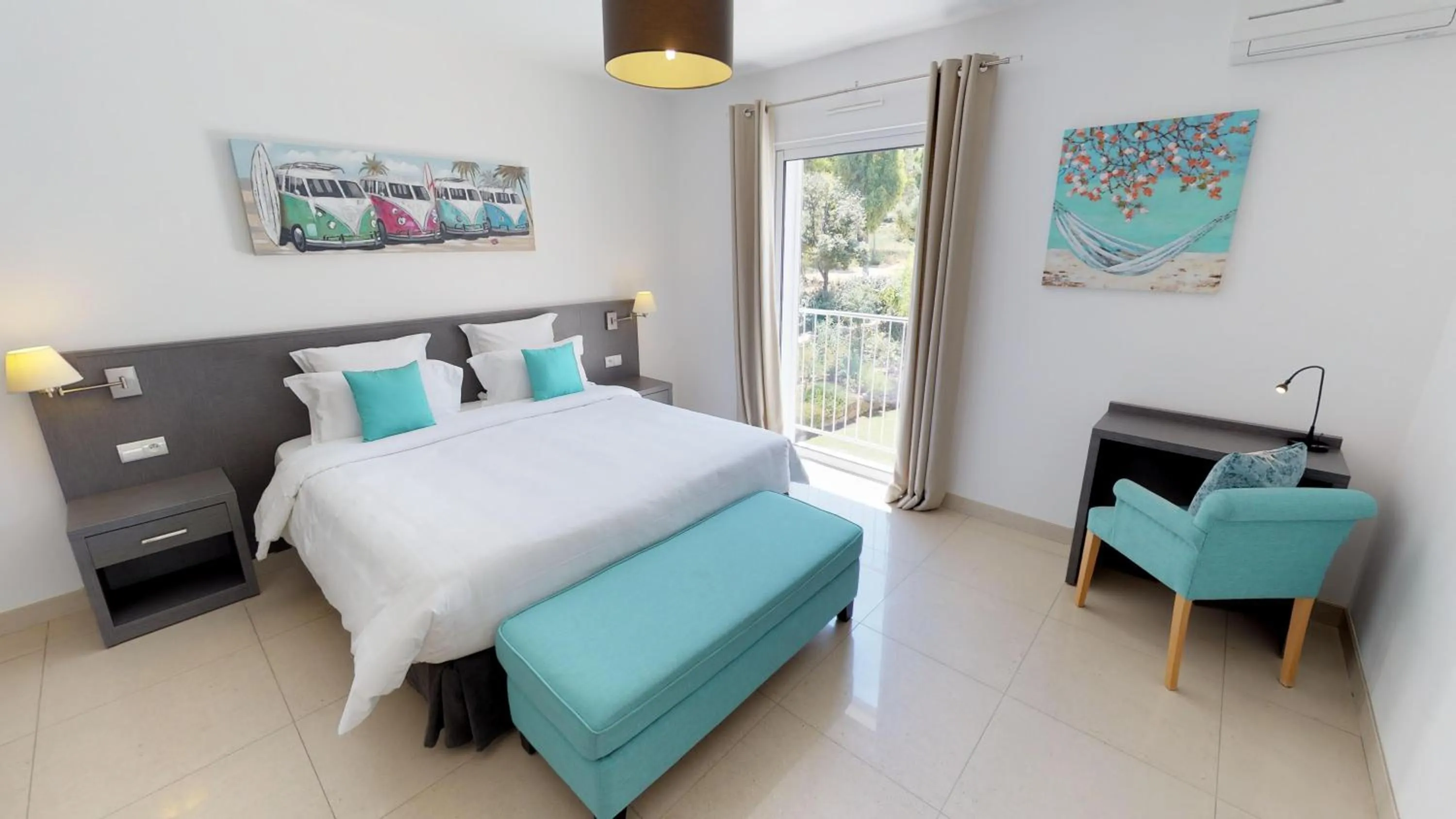 Bed in Domaine Villas Mandarine Private Pools & Spa