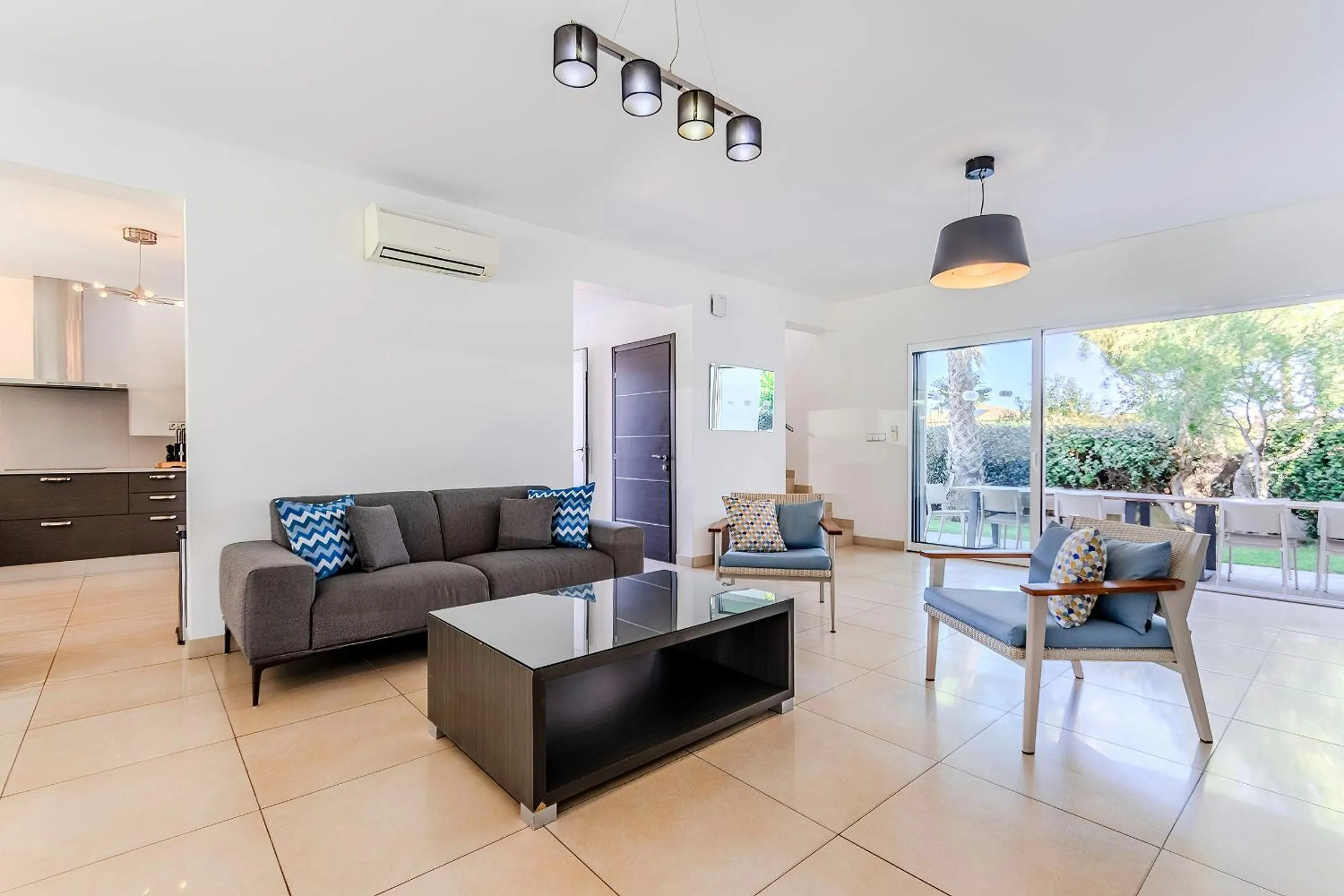 Living room in Domaine Villas Mandarine Private Pools & Spa