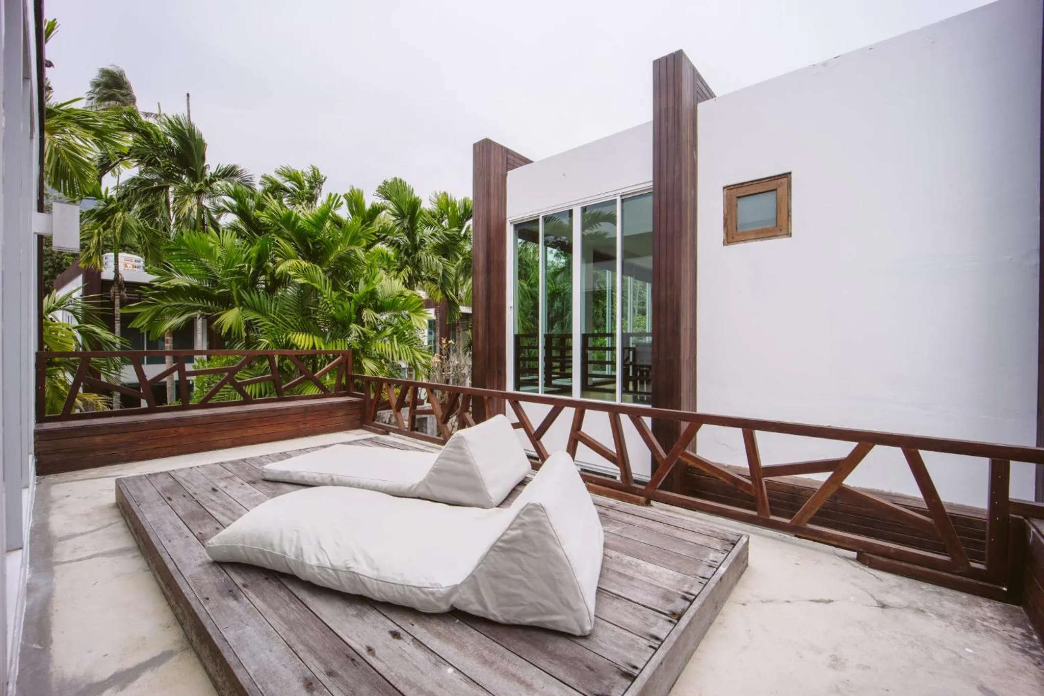 Balcony/Terrace in Sairee Hut Resort Koh Tao