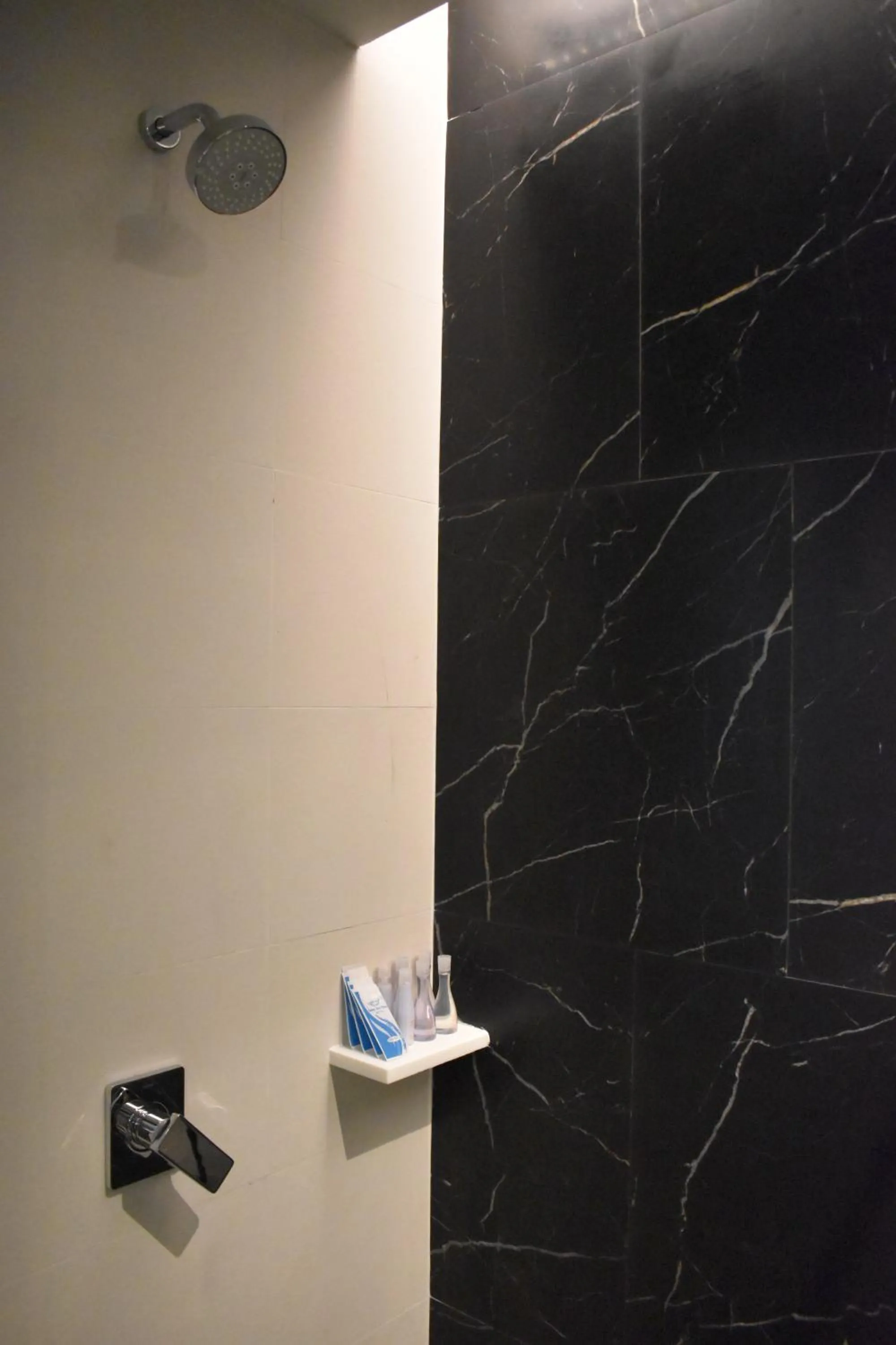 Bathroom in Sairee Hut Resort Koh Tao