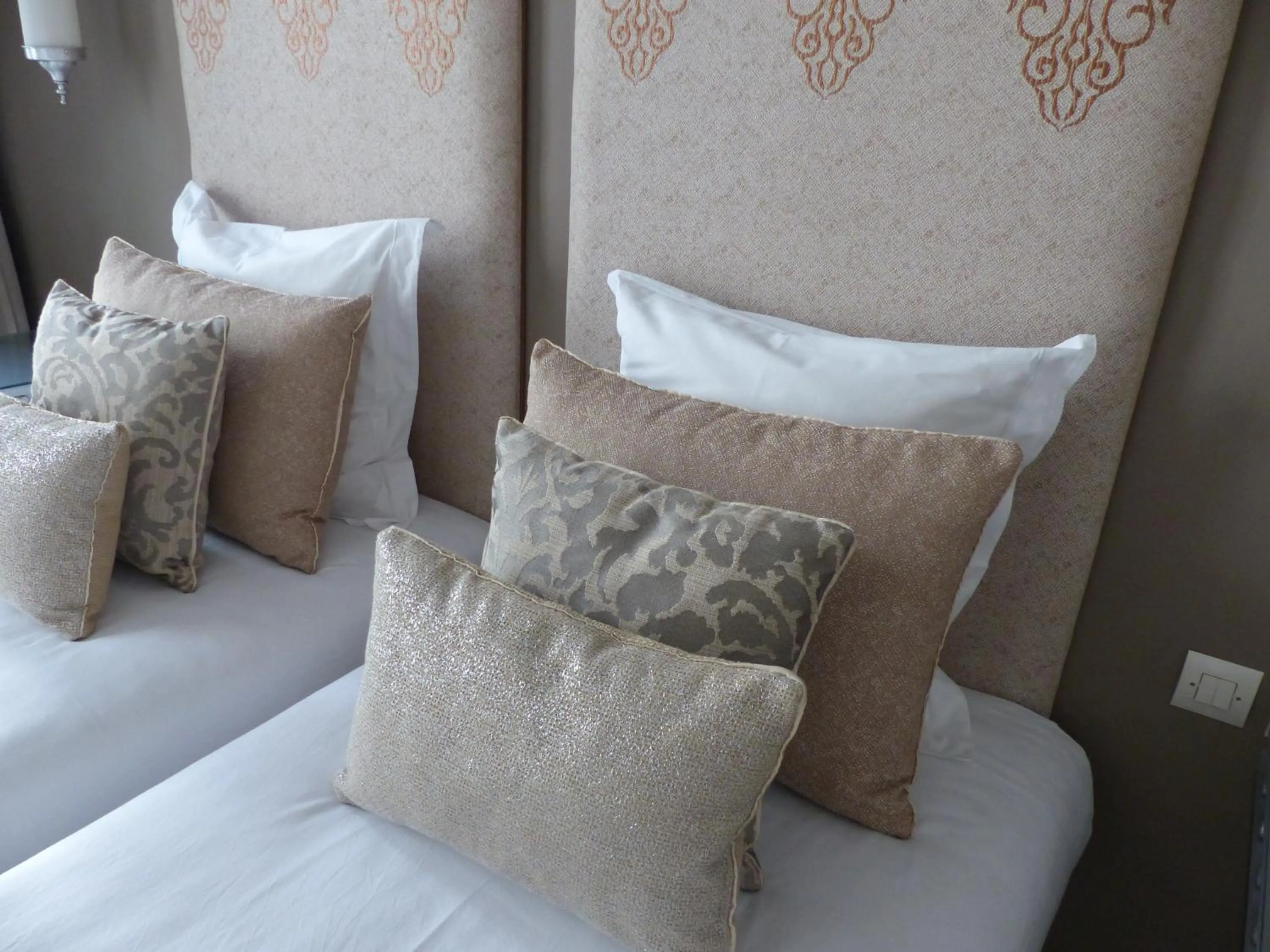 Decorative detail, Bed in Riad Tchina