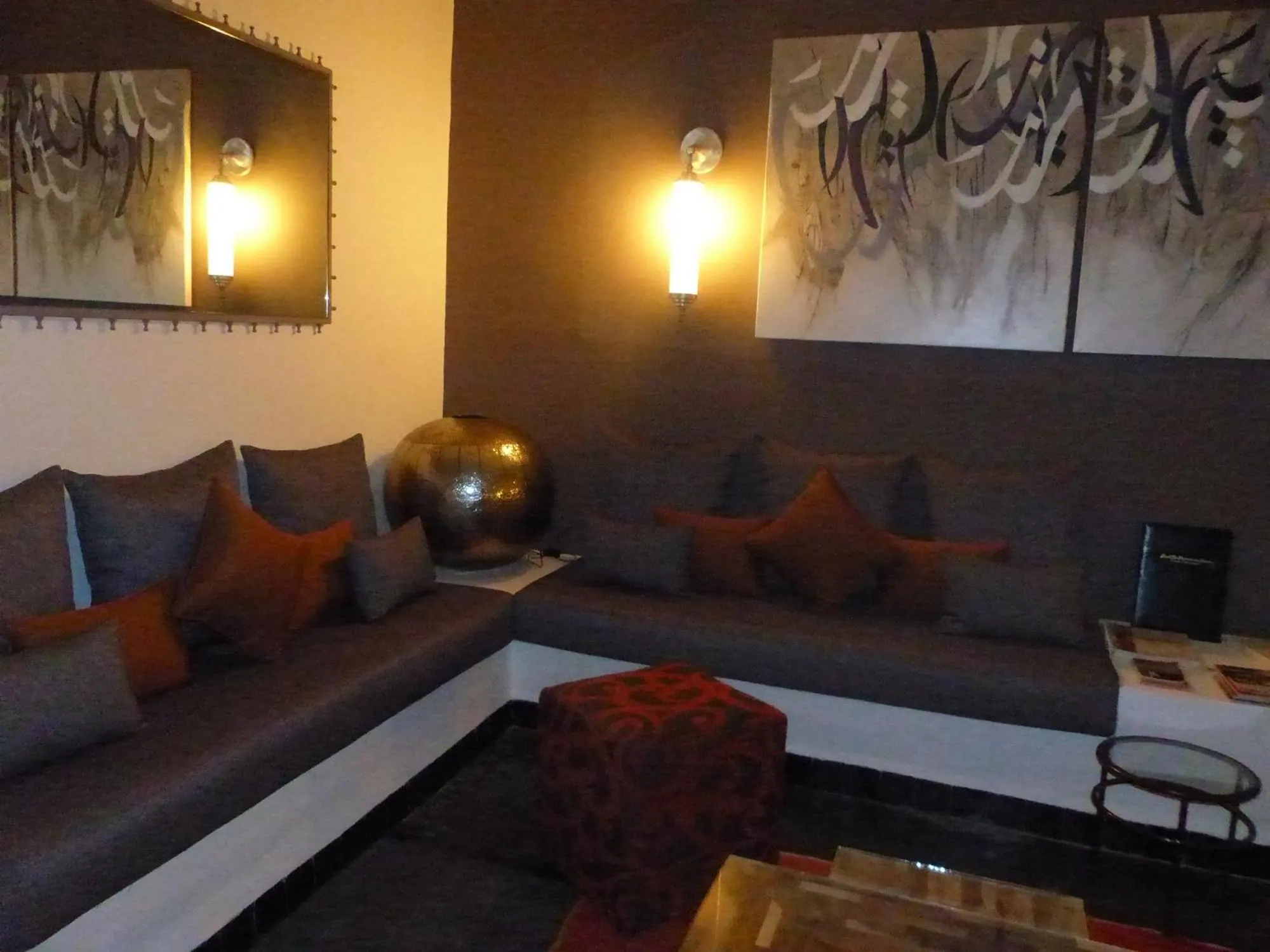 Communal lounge/ TV room in Riad Tchina