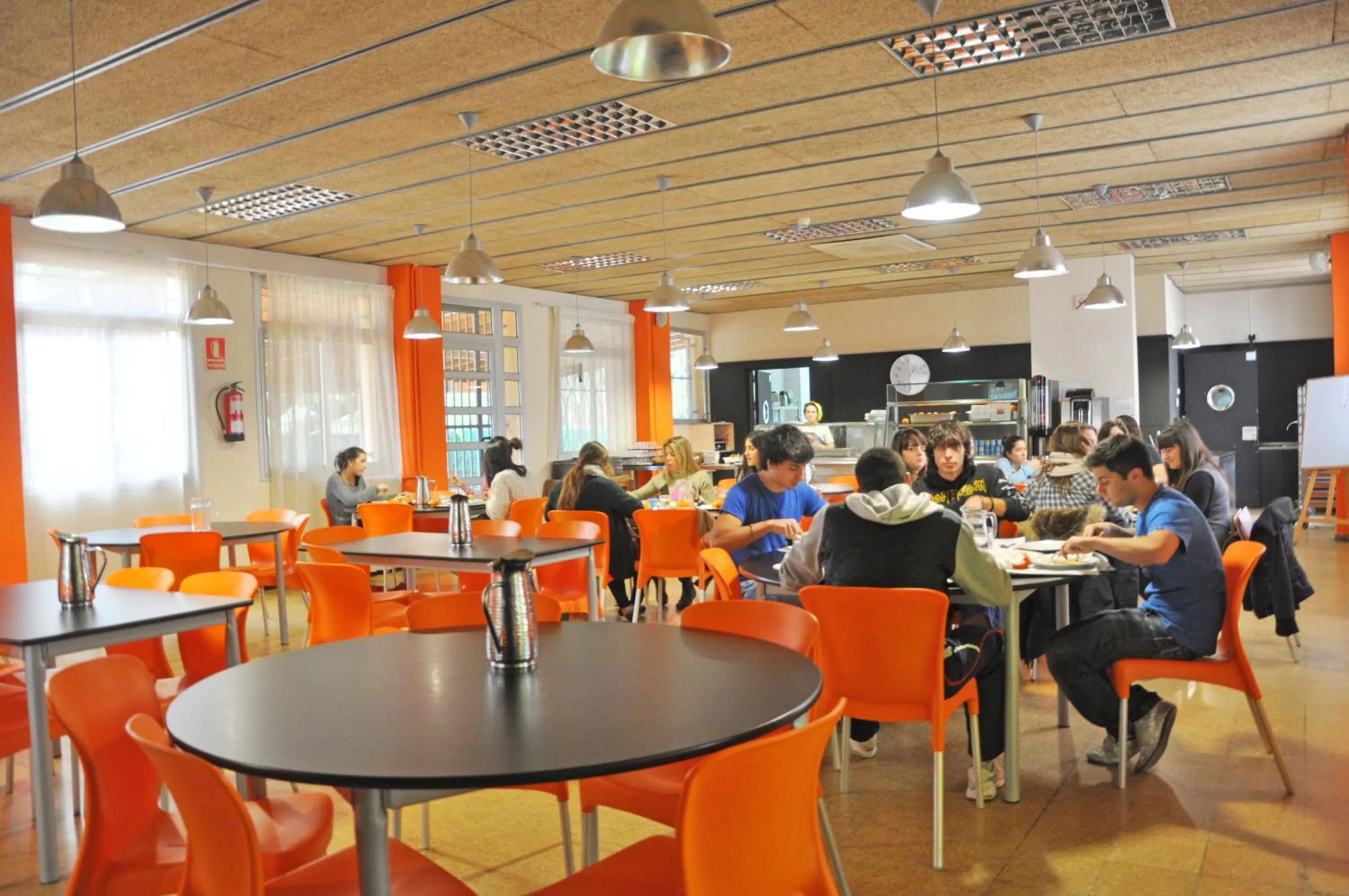 Restaurant/places to eat in Residencia Universitaria Resa Sant Jordi