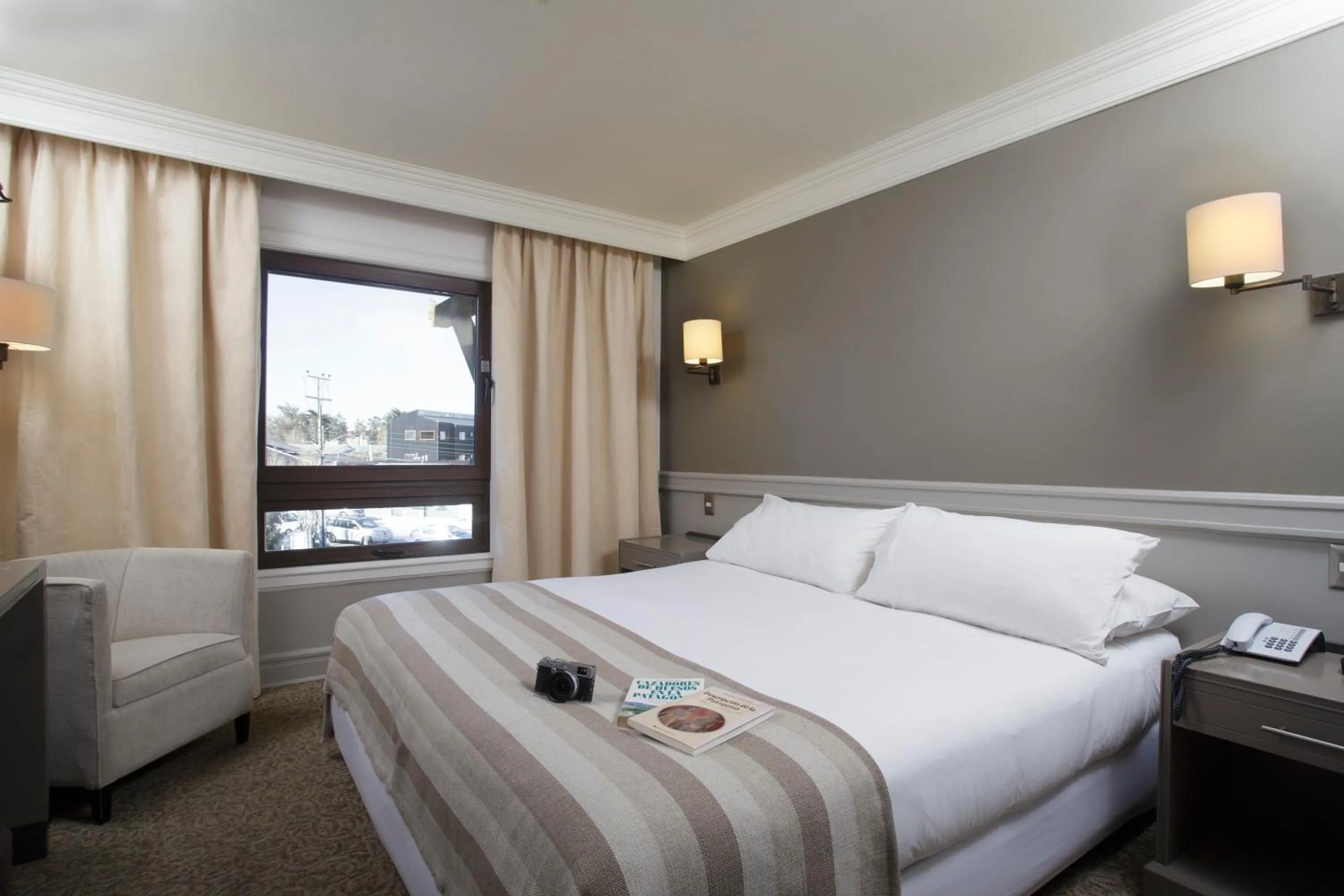 Decorative detail, Bed in Hotel Costaustralis