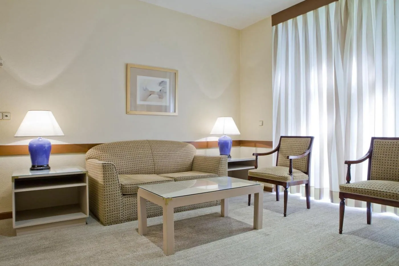 Seating area in Espahotel Plaza Basílica