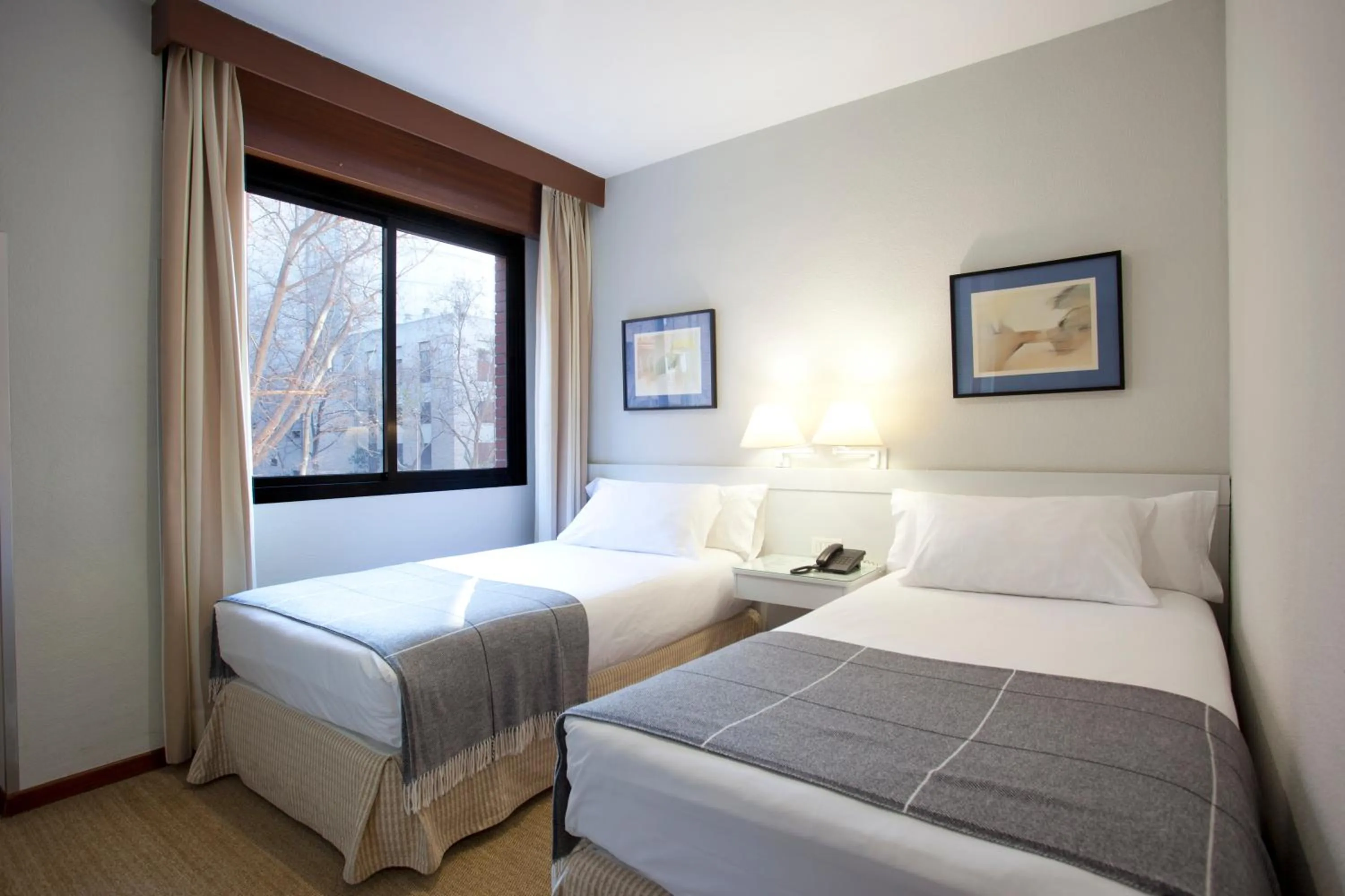 Bedroom, Bed in Espahotel Plaza Basílica