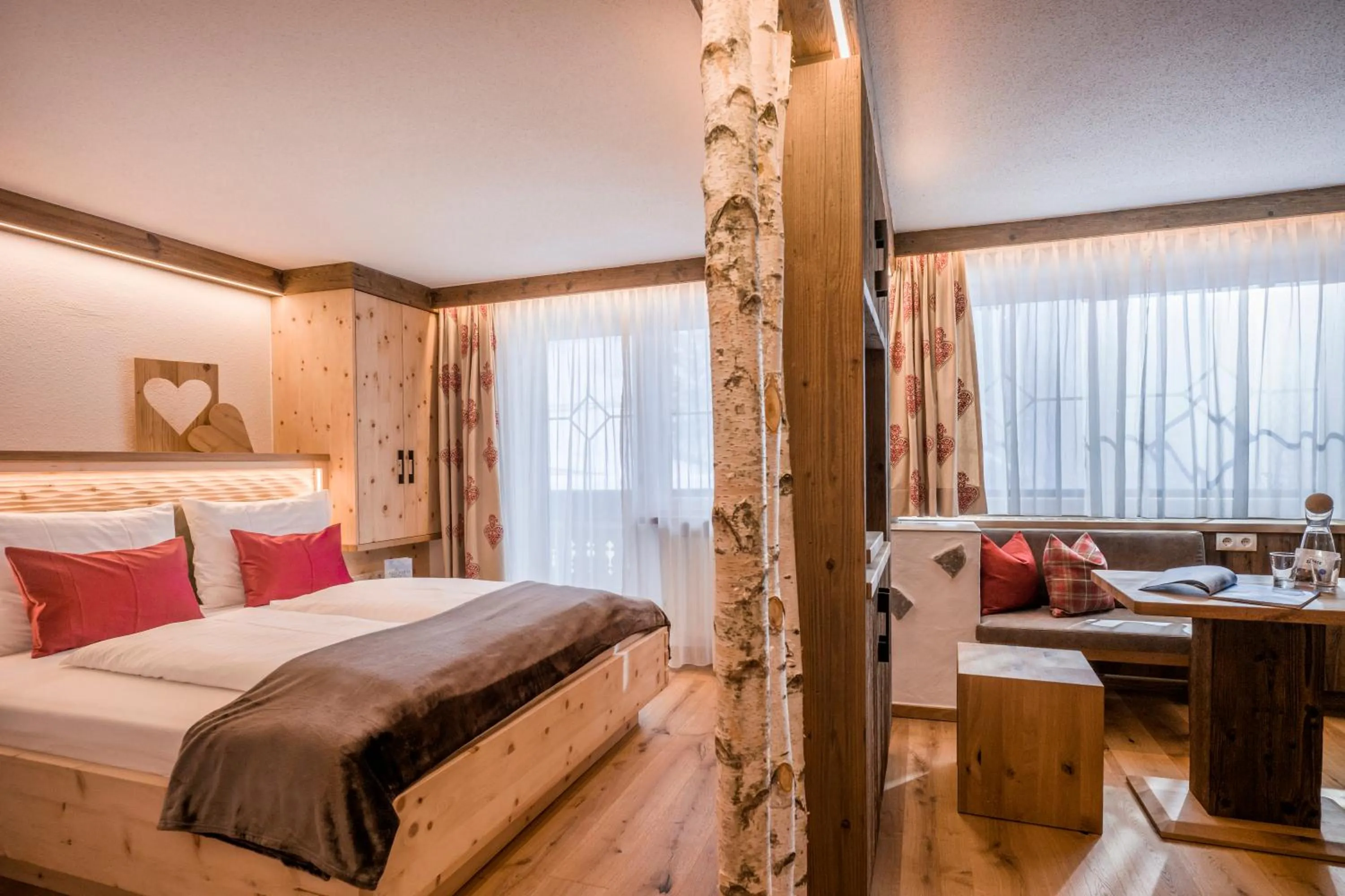 Decorative detail, Bed in Berghotel Hochfügen