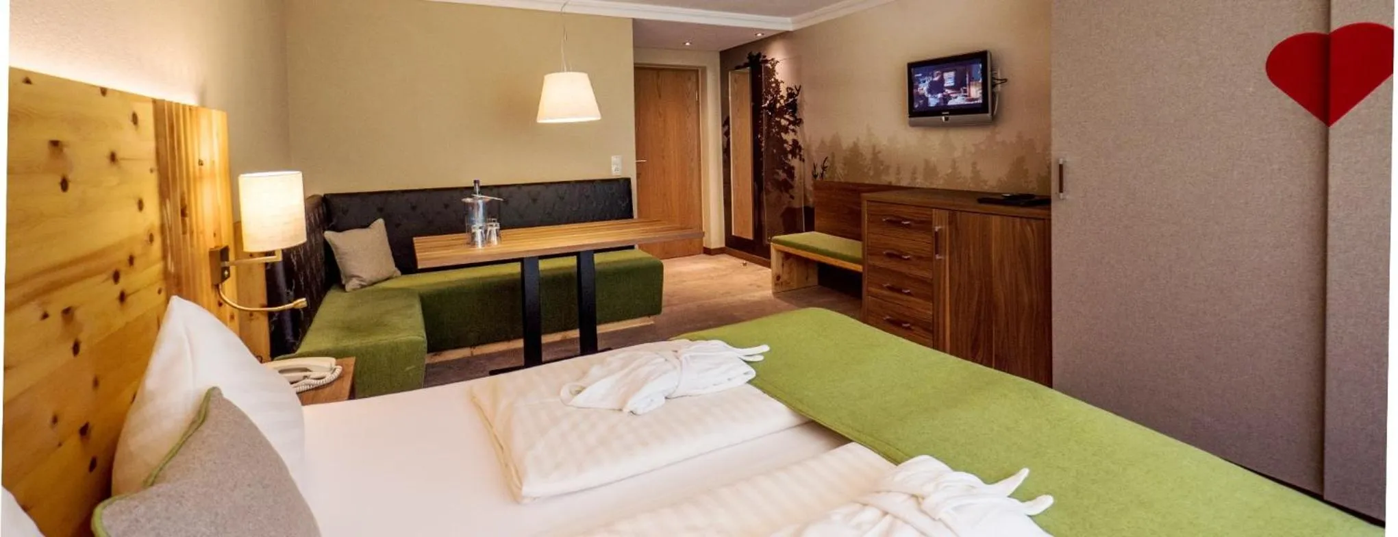 Bedroom, Bed in Berghotel Hochfügen