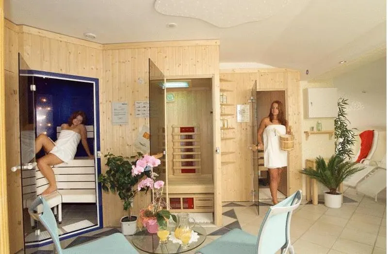 Spa and wellness centre/facilities in Hotel Gasthof Brüggler