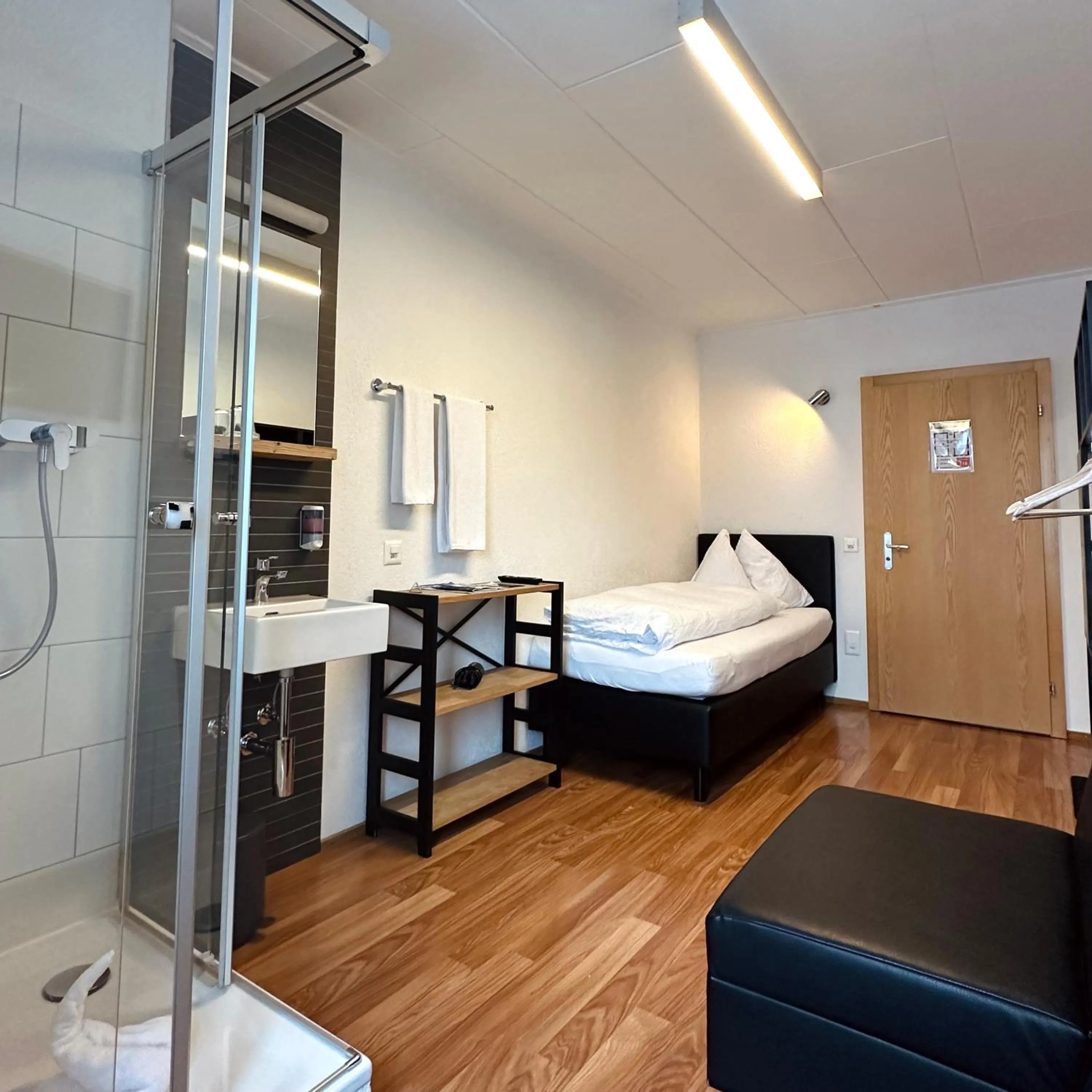 Photo of the whole room, Bed in Hotel Rätia