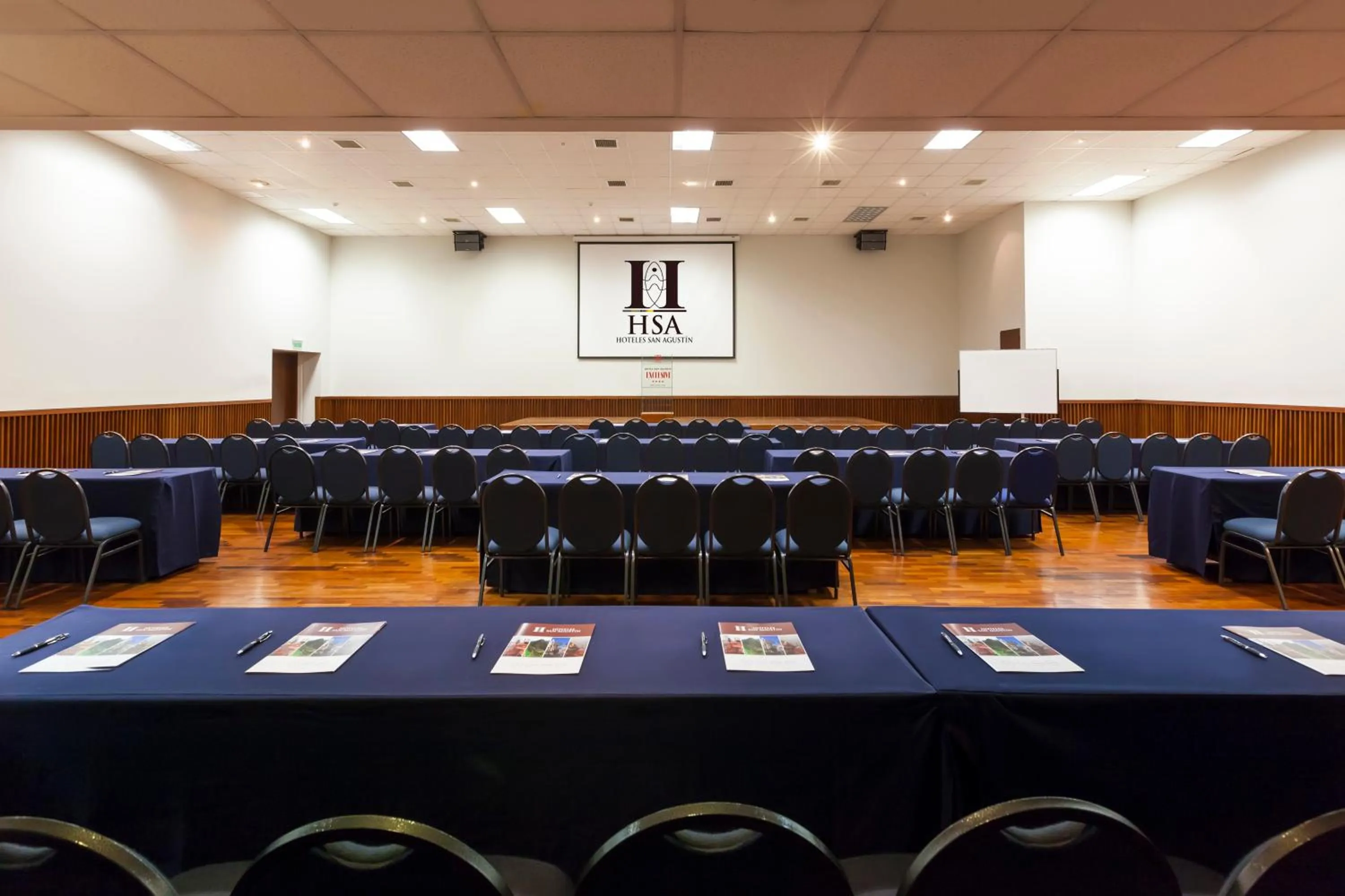 Meeting/conference room in San Agustin Exclusive