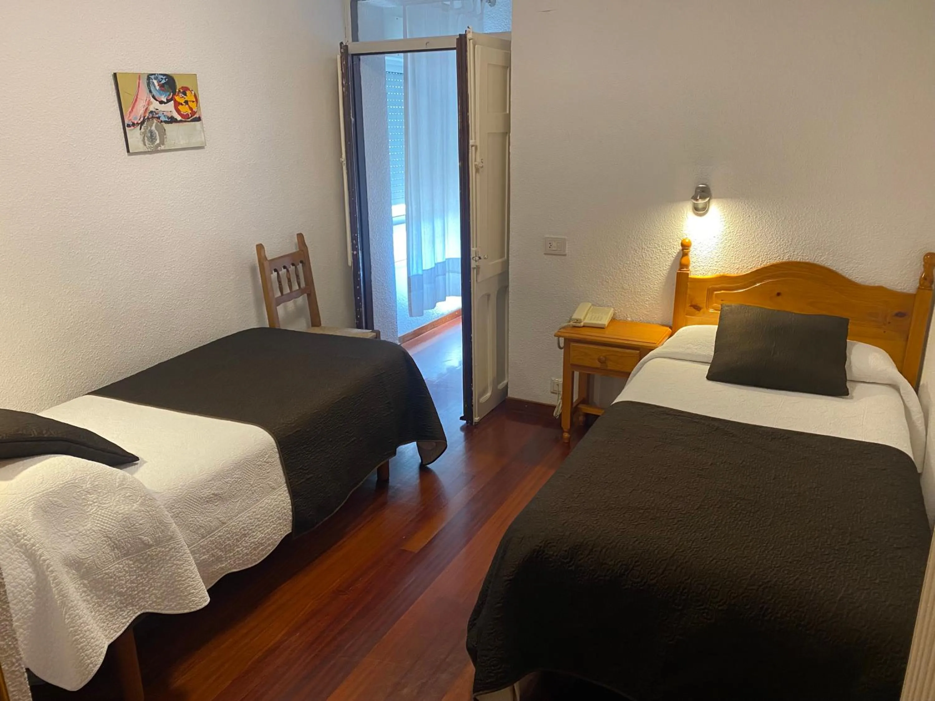 Photo of the whole room, Bed in Hotel La Rambla