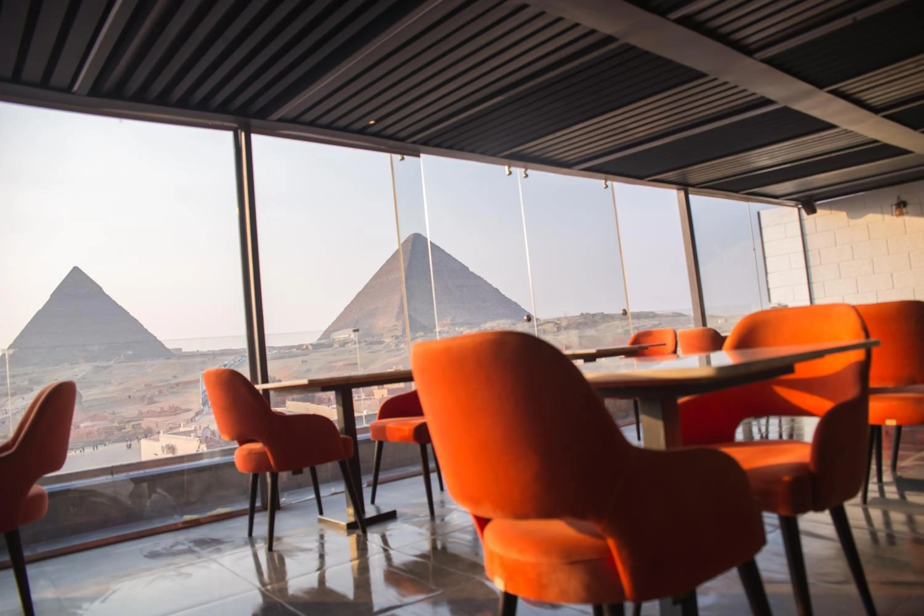 Restaurant/places to eat in Marvel Stone Hotel