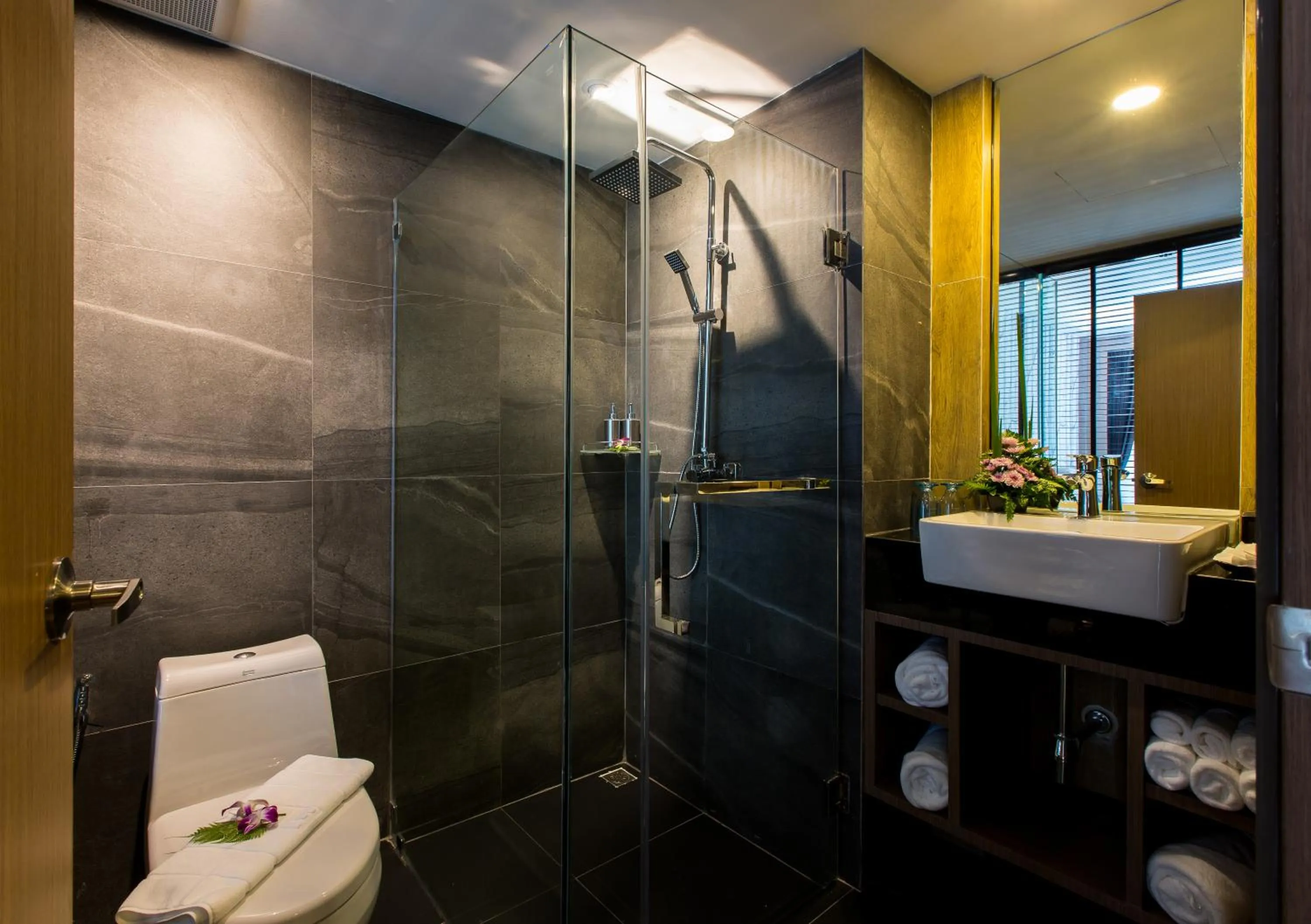 Shower in GLOW Ao Nang Krabi