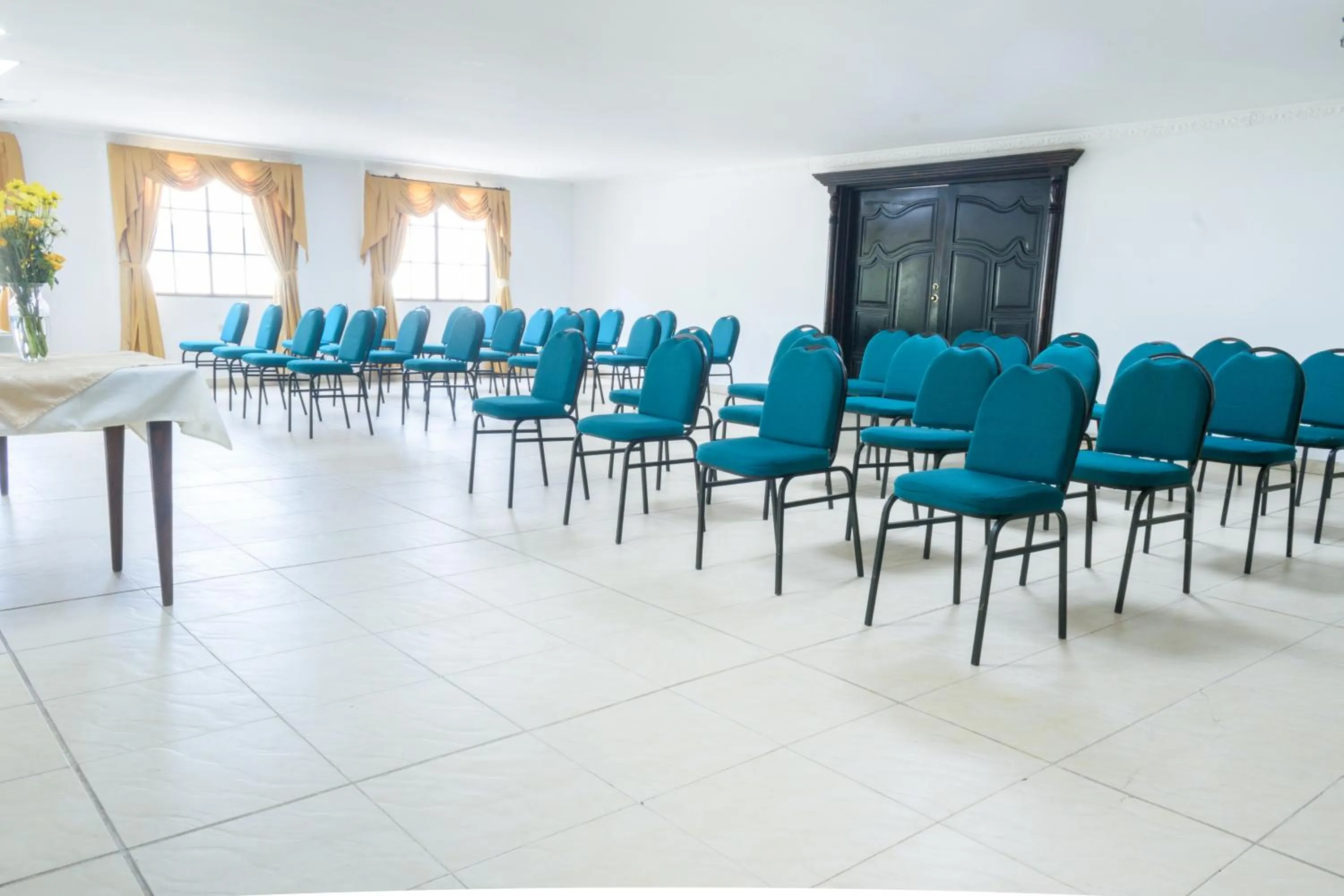Living room in Hotel Caribe Plaza Barranquilla