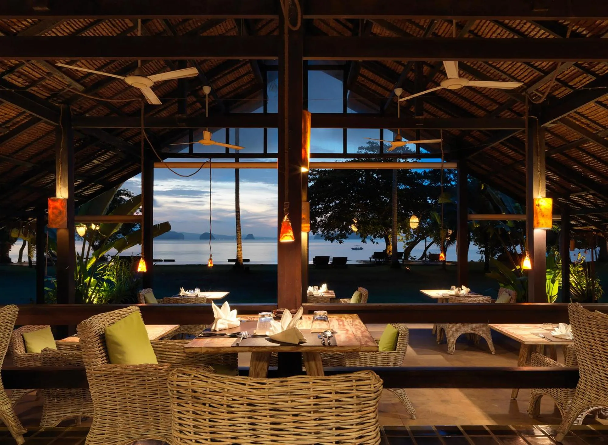 Restaurant/places to eat in 9 Hornbills Tented Camp