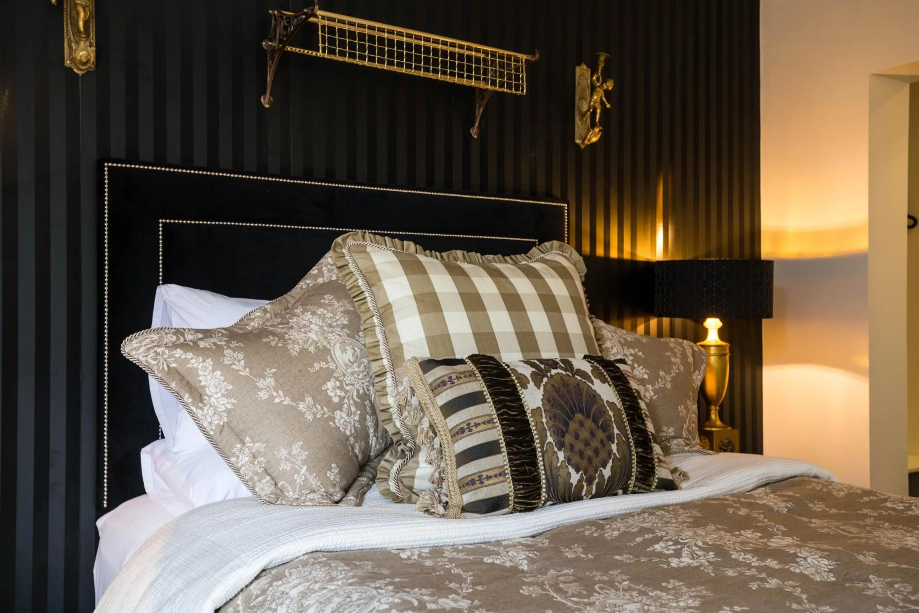 Bed in Battery Point Boutique Accommodation