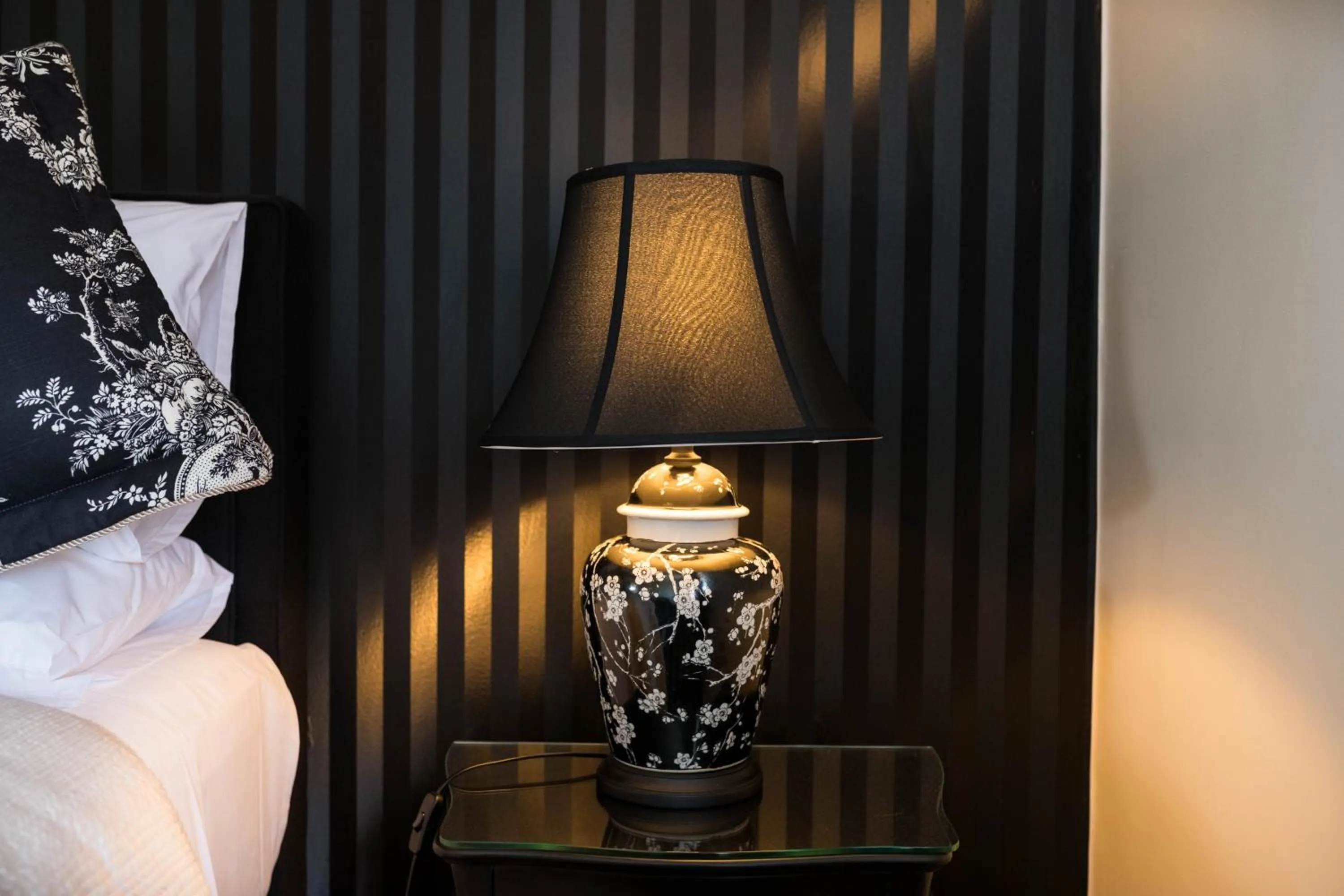 Bed in Battery Point Boutique Accommodation