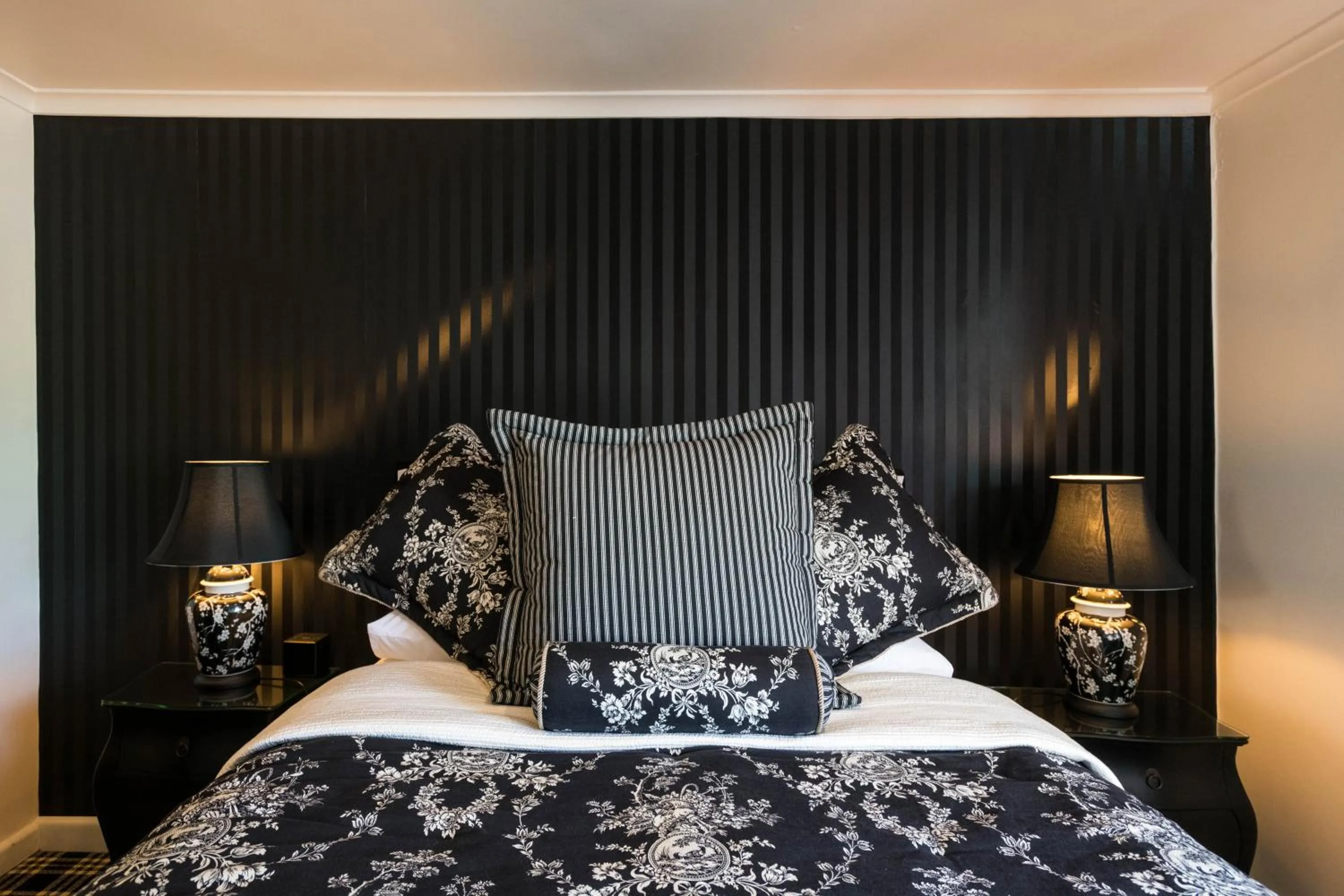 Bed in Battery Point Boutique Accommodation