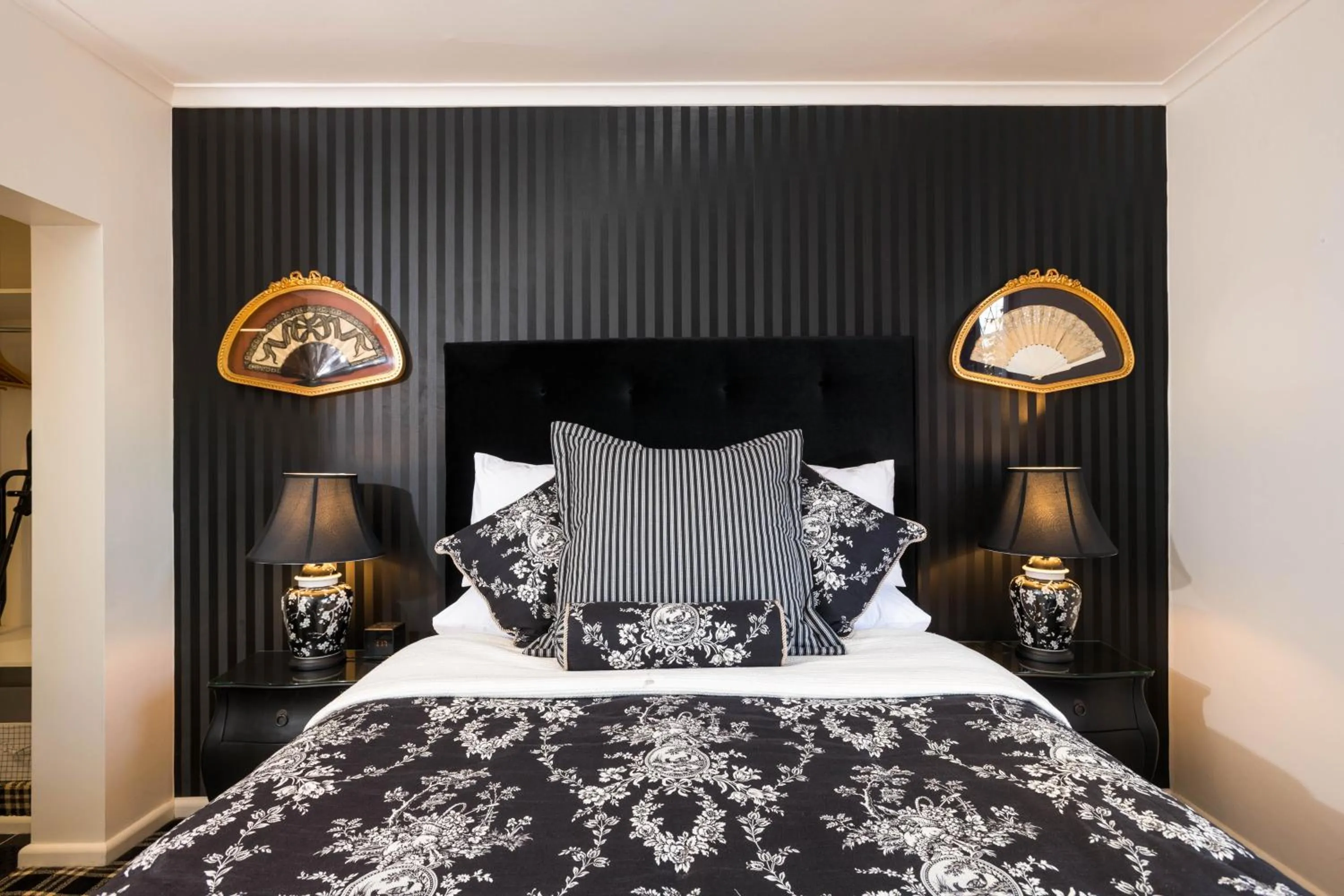 Bed in Battery Point Boutique Accommodation