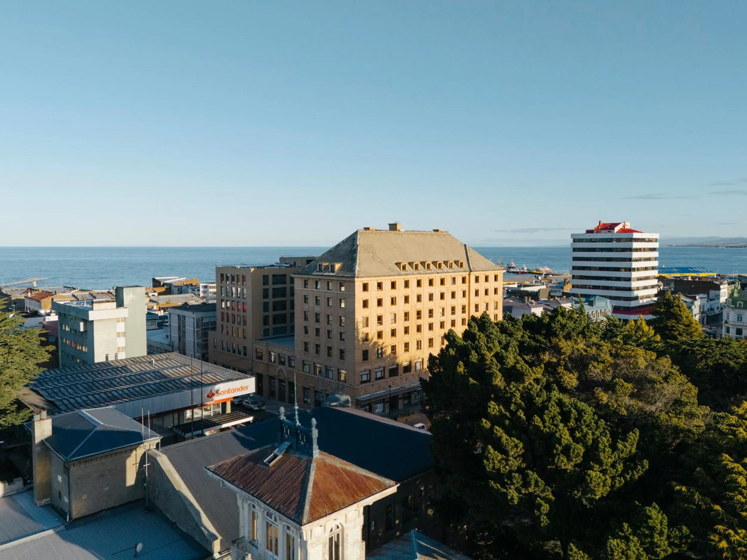 Property building in Hotel Cabo De Hornos