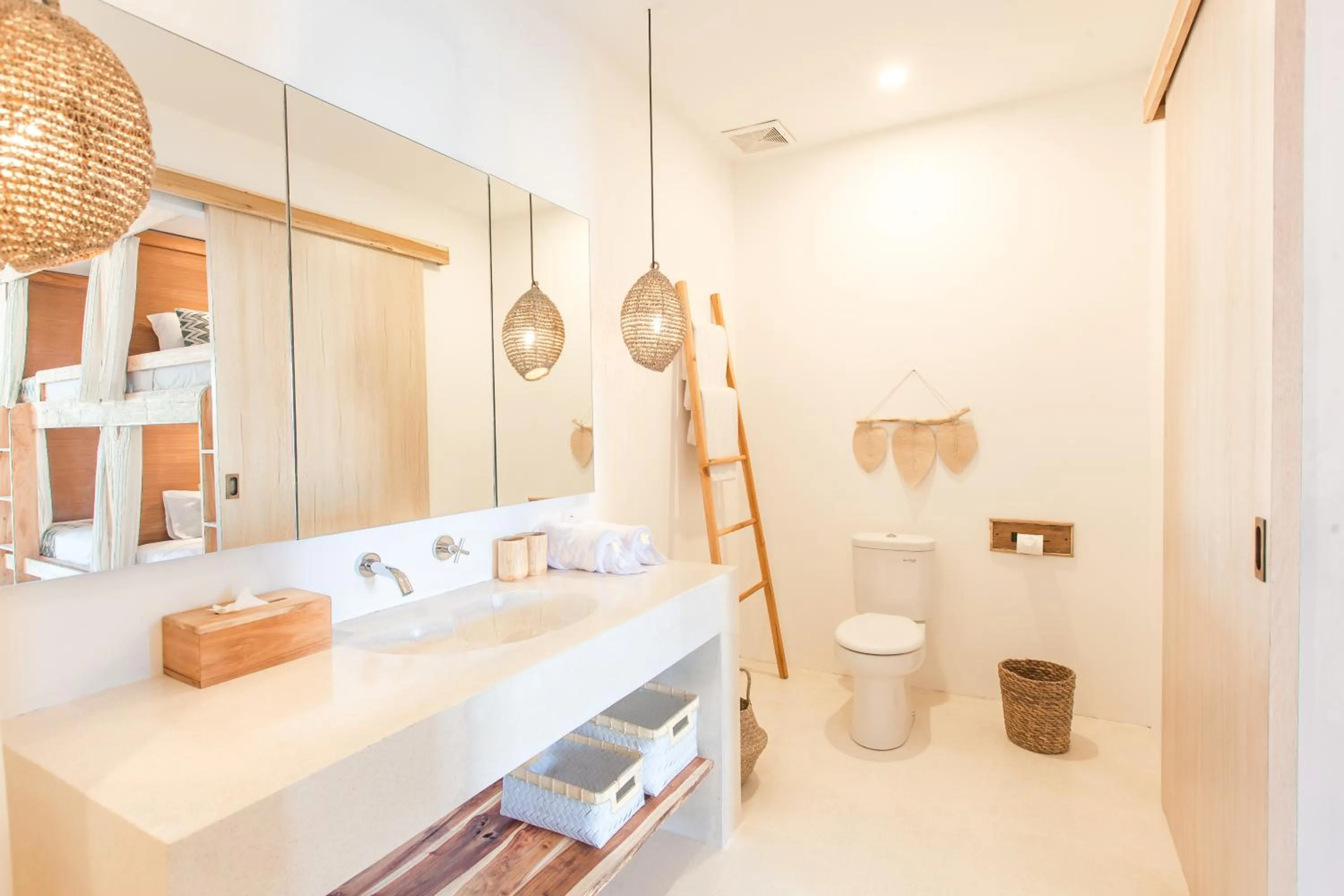 Bathroom in The Green Room Canggu