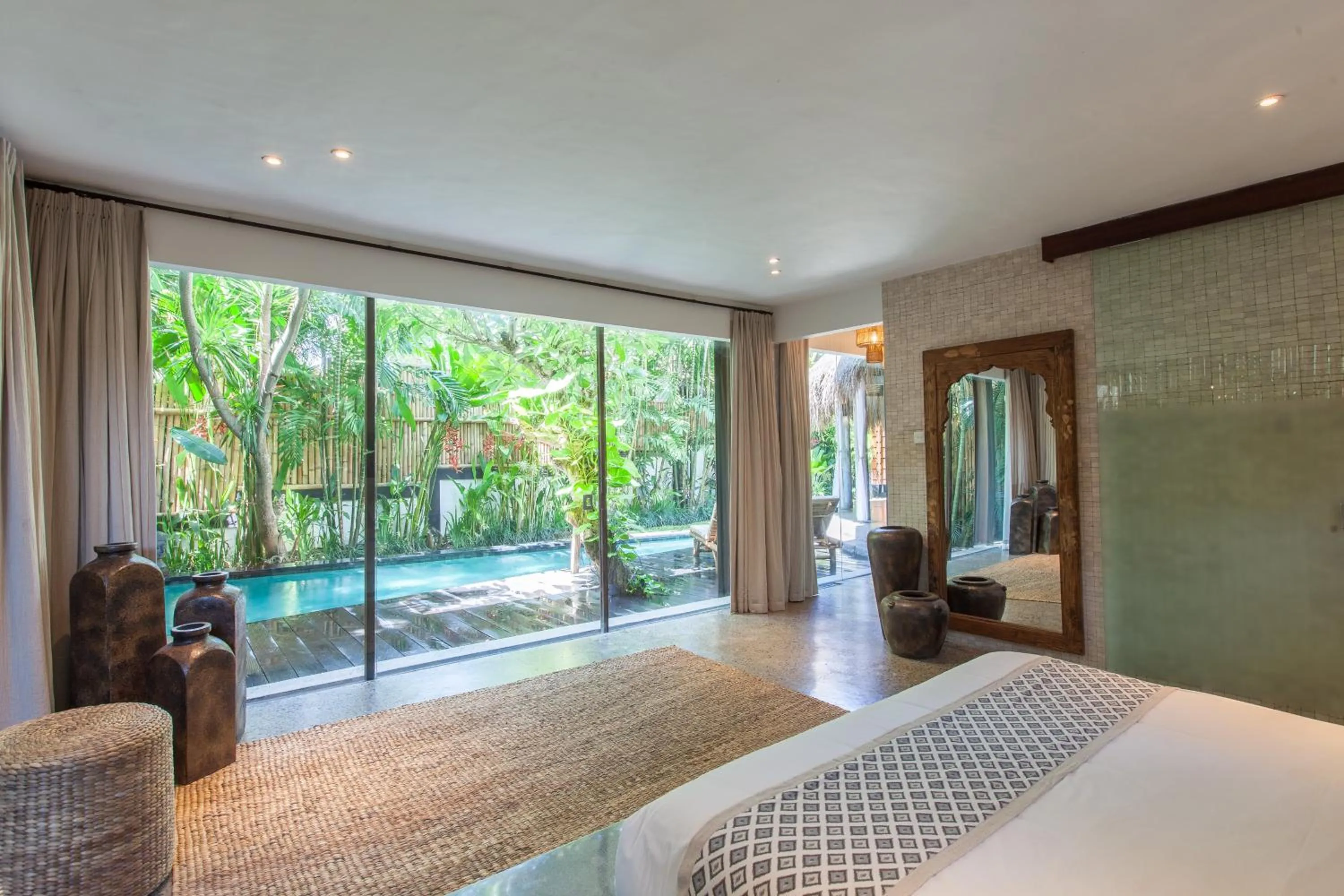 Pool view, Bed in The Green Room Canggu