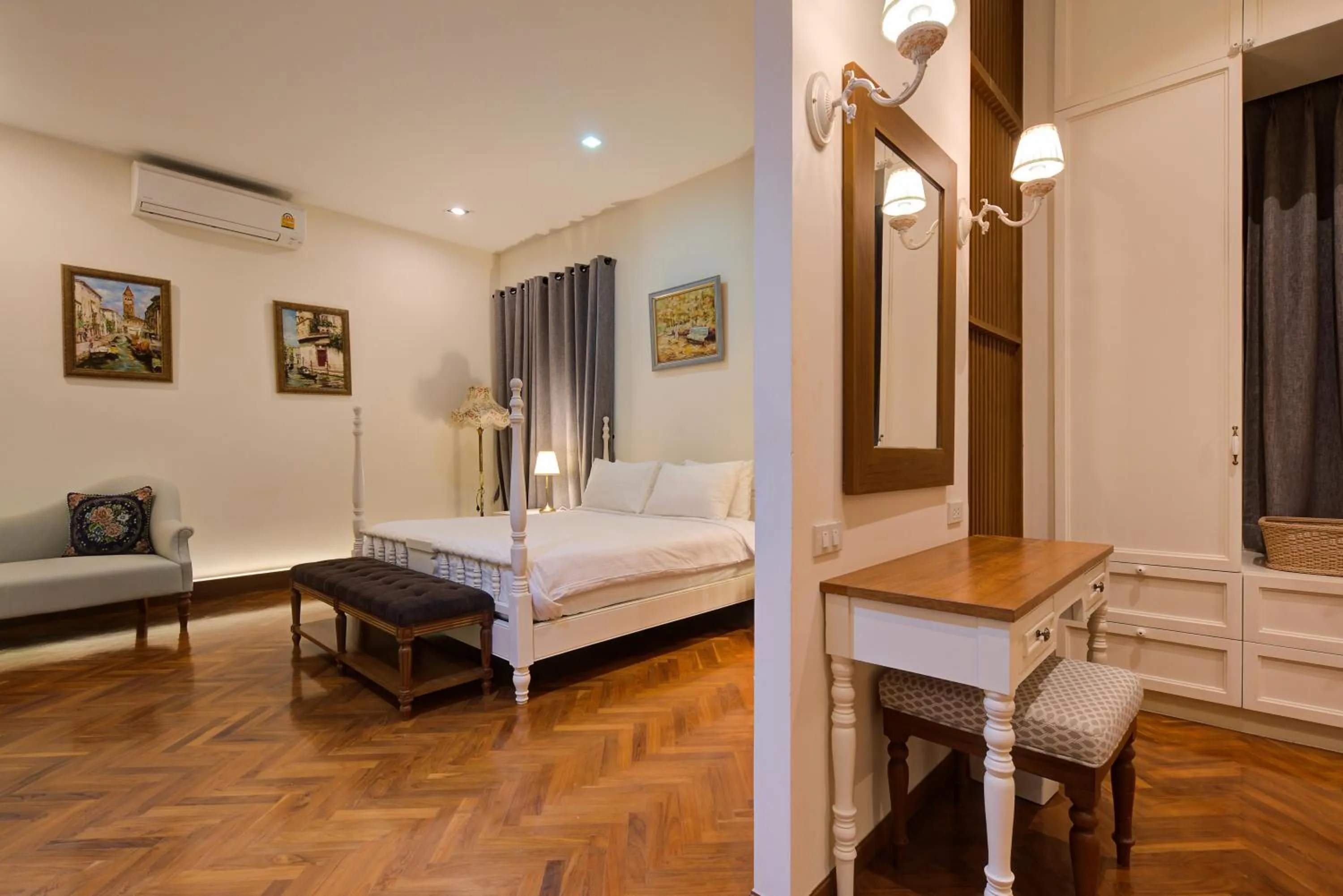 Bed in Chateau de Prim Khao Yai