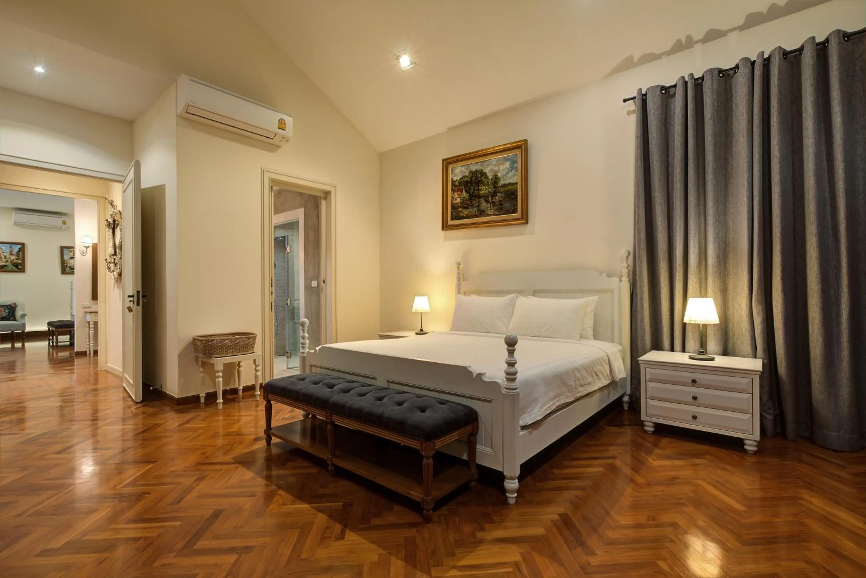 Bed in Chateau de Prim Khao Yai