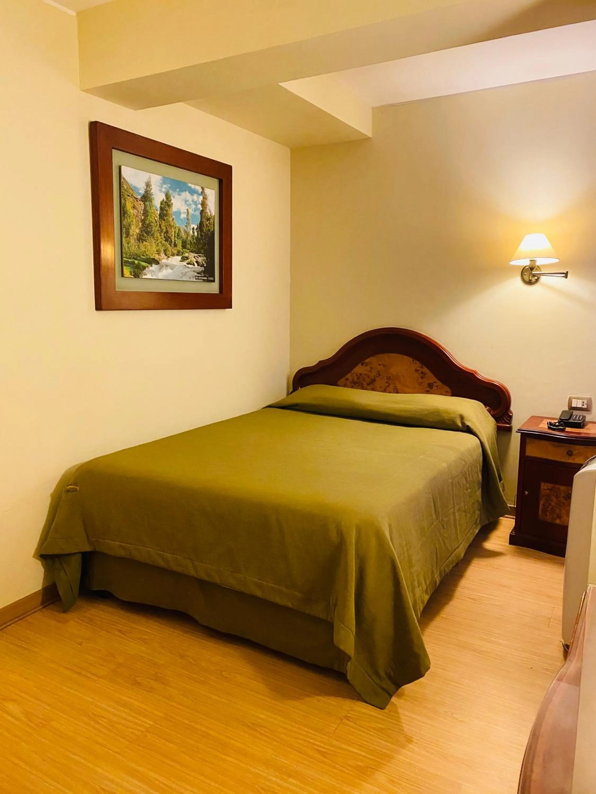 Bed in Hotel Continental Lima