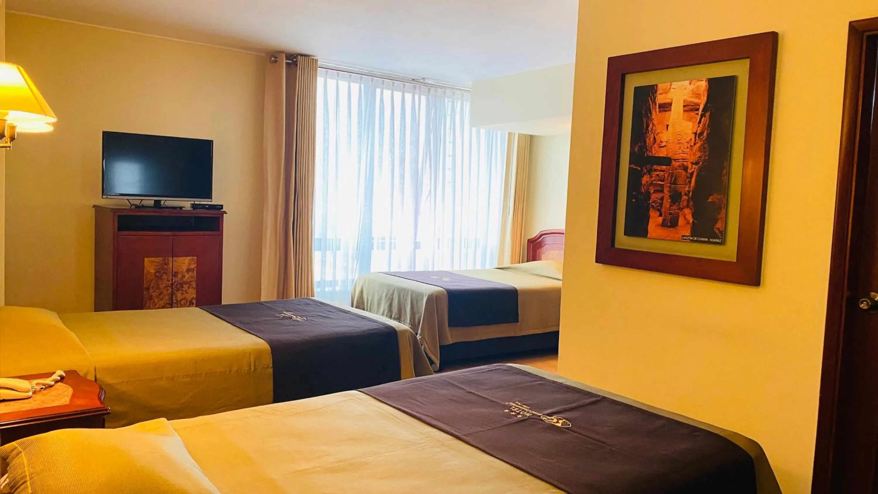 Bed in Hotel Continental Lima