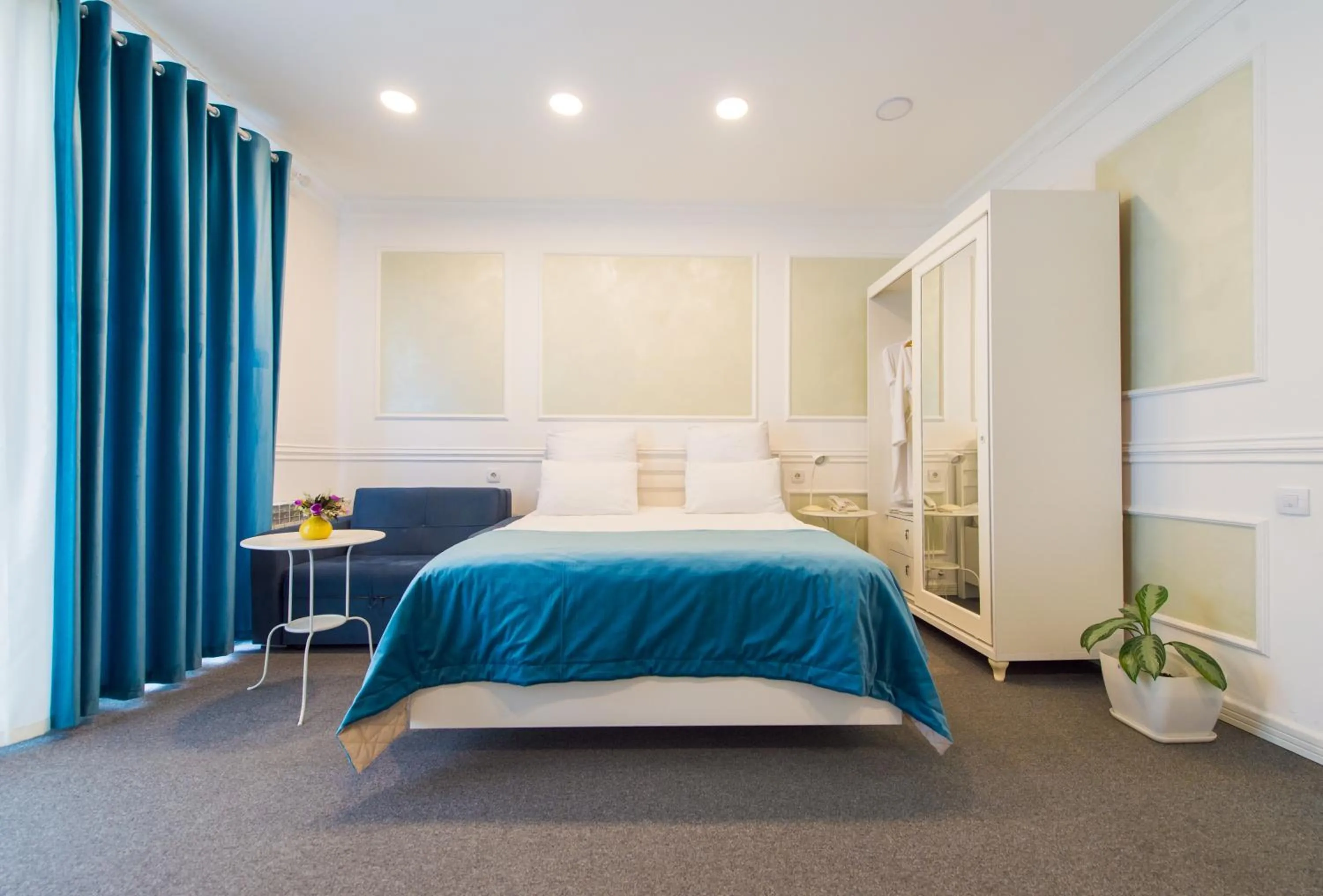 Bed in Two Seasons Boutique Hotel Baku