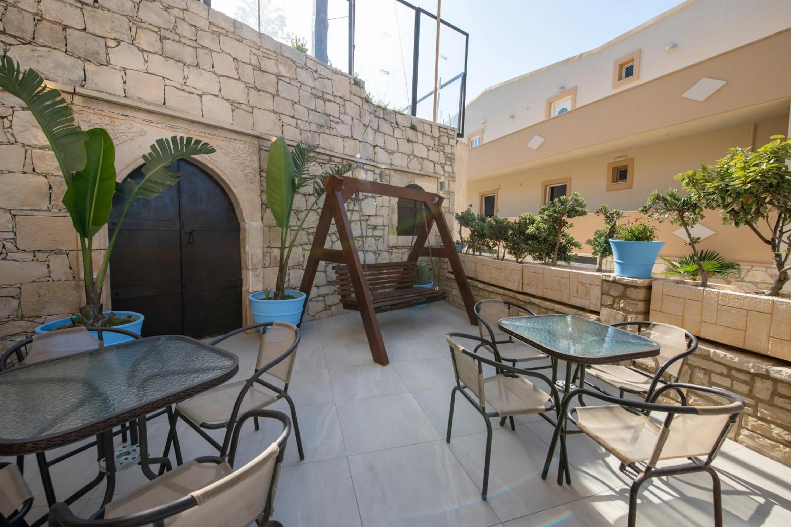 Day in Sunrise Apartments