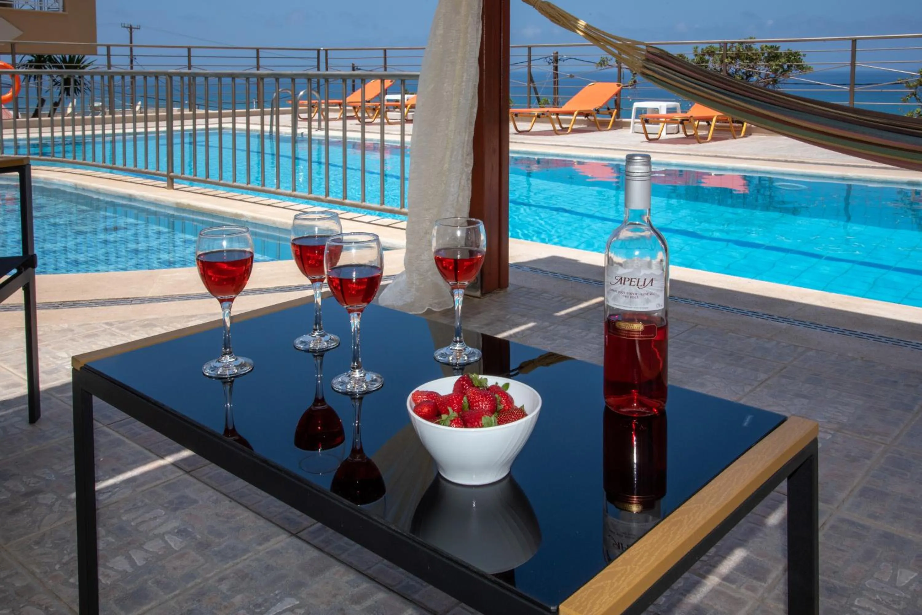 Swimming pool in Sunrise Apartments