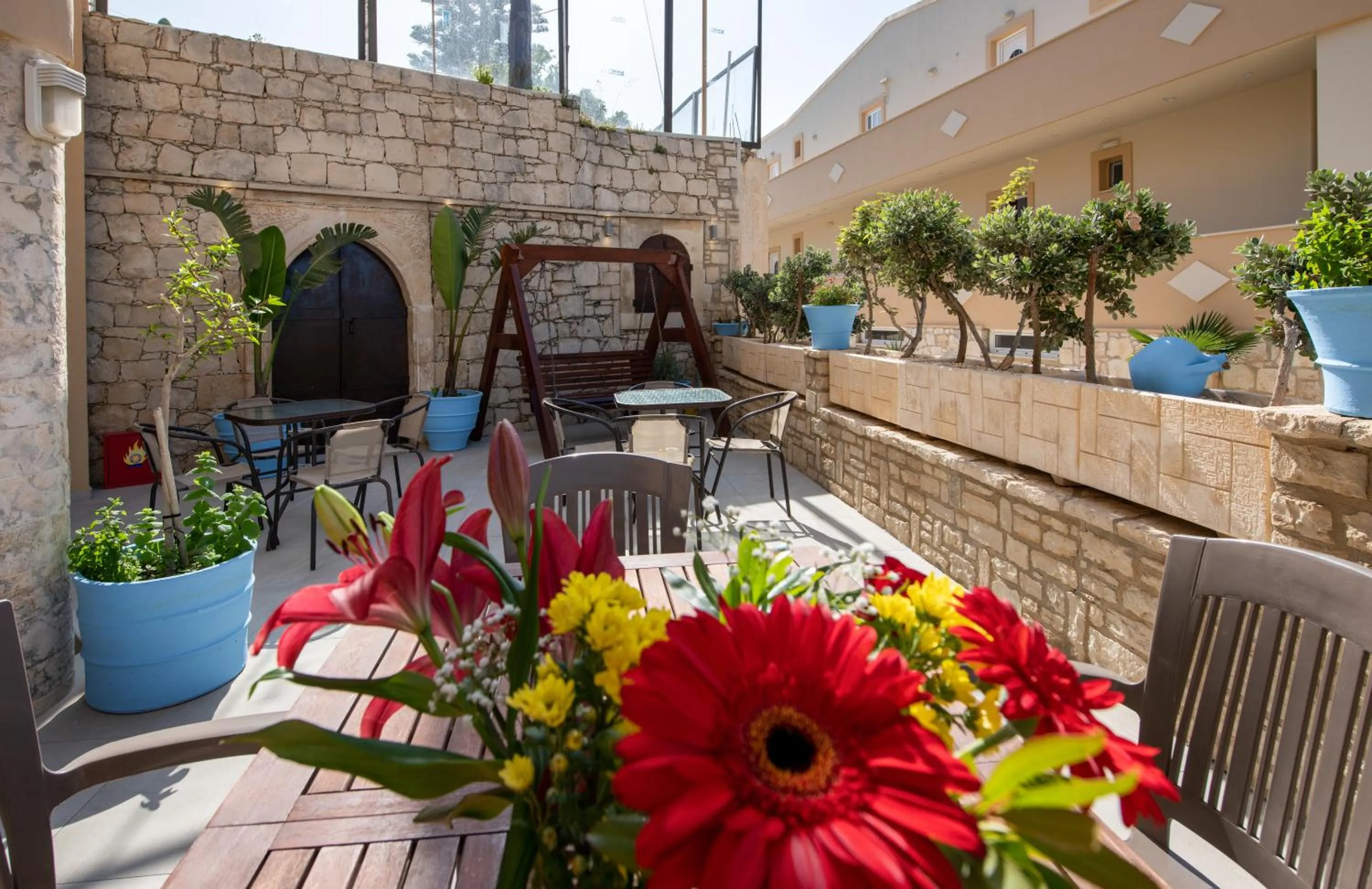 Lounge or bar in Sunrise Apartments