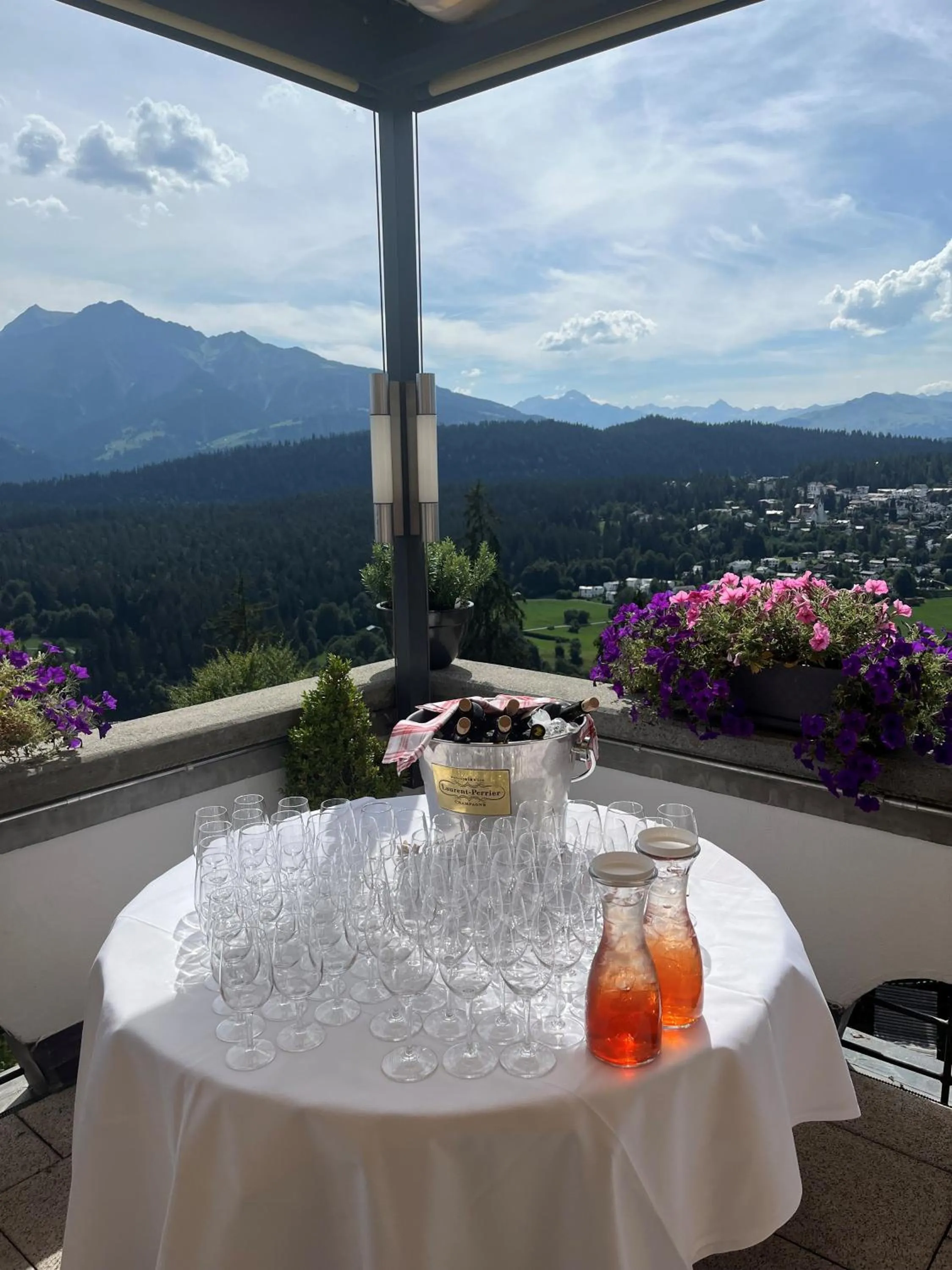 Restaurant/places to eat in FidazerHof