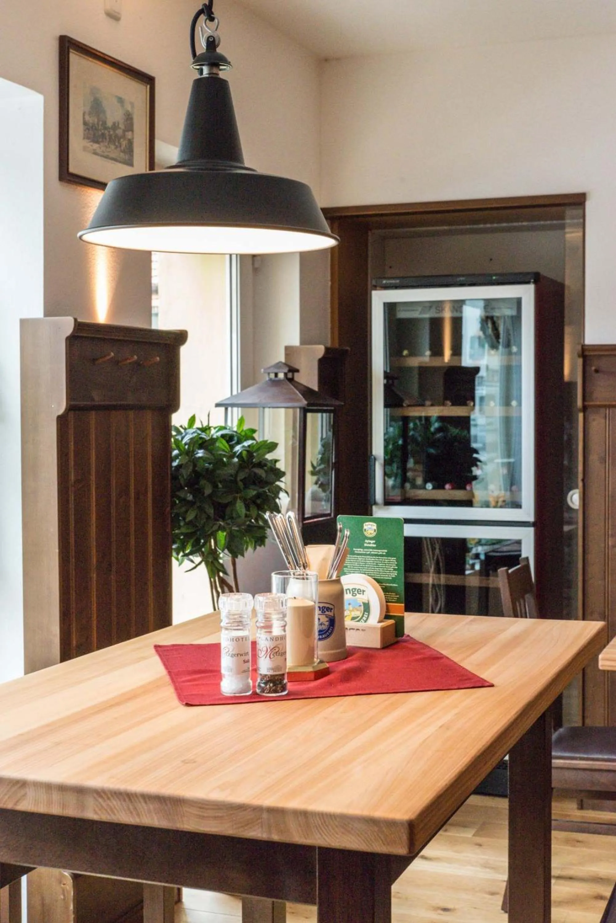 Restaurant/places to eat in Landhotel zum Metzgerwirt