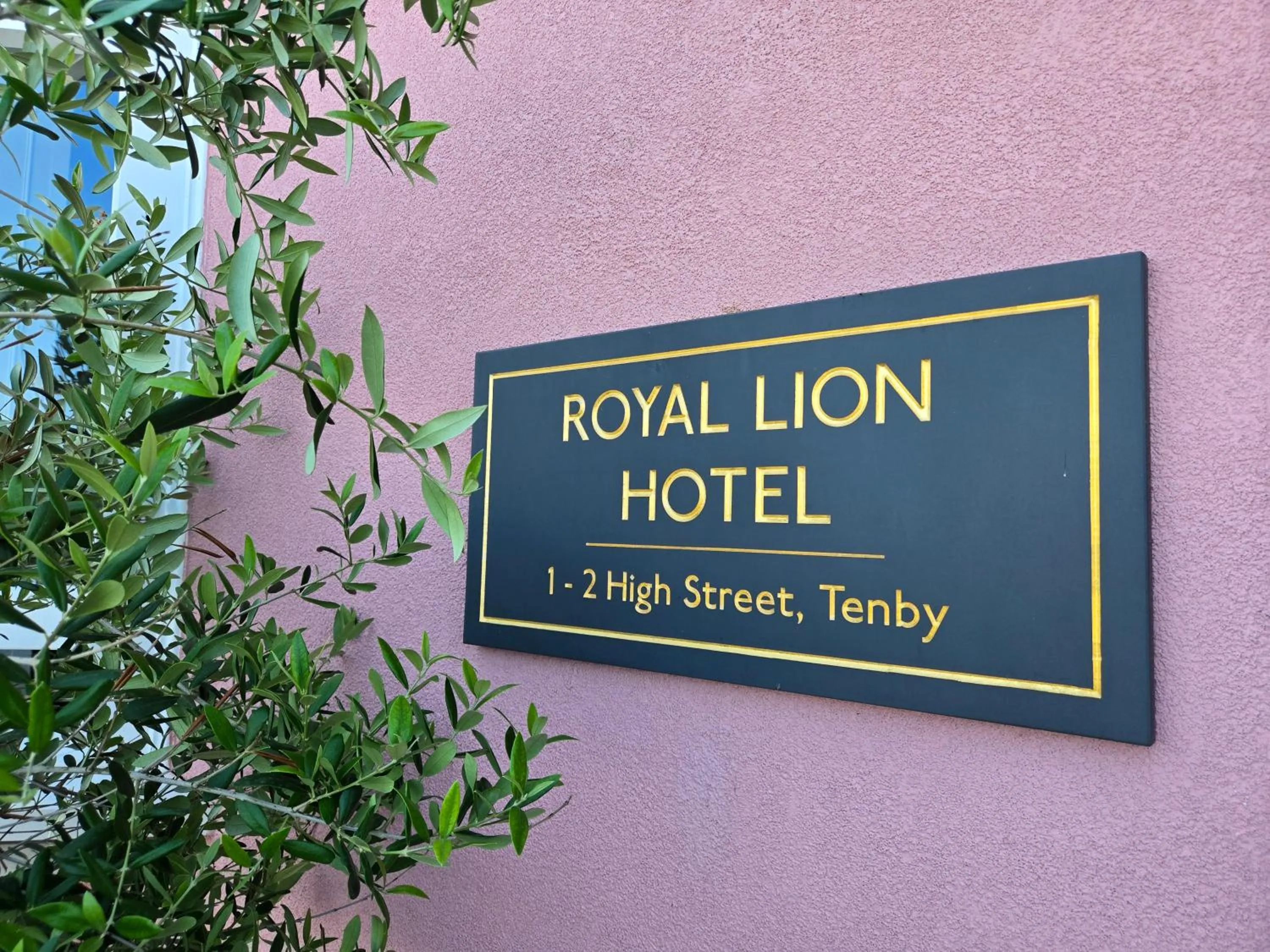 Street view in Royal Lion Hotel