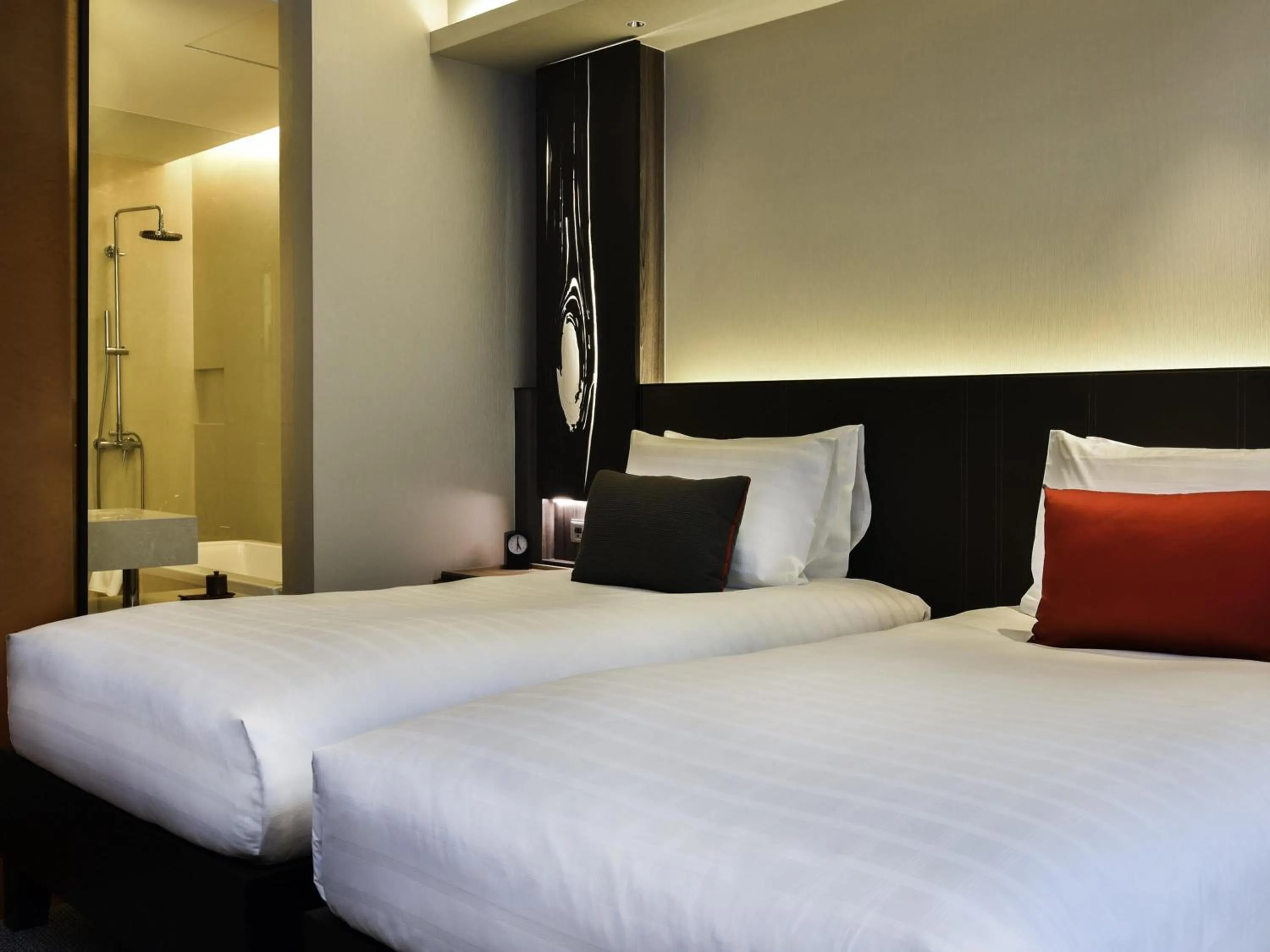 Bedroom, Bed in Pullman Bangkok King Power