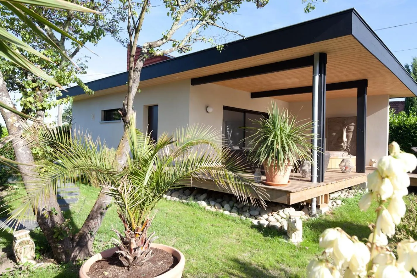 Facade/entrance in Villa Margaux