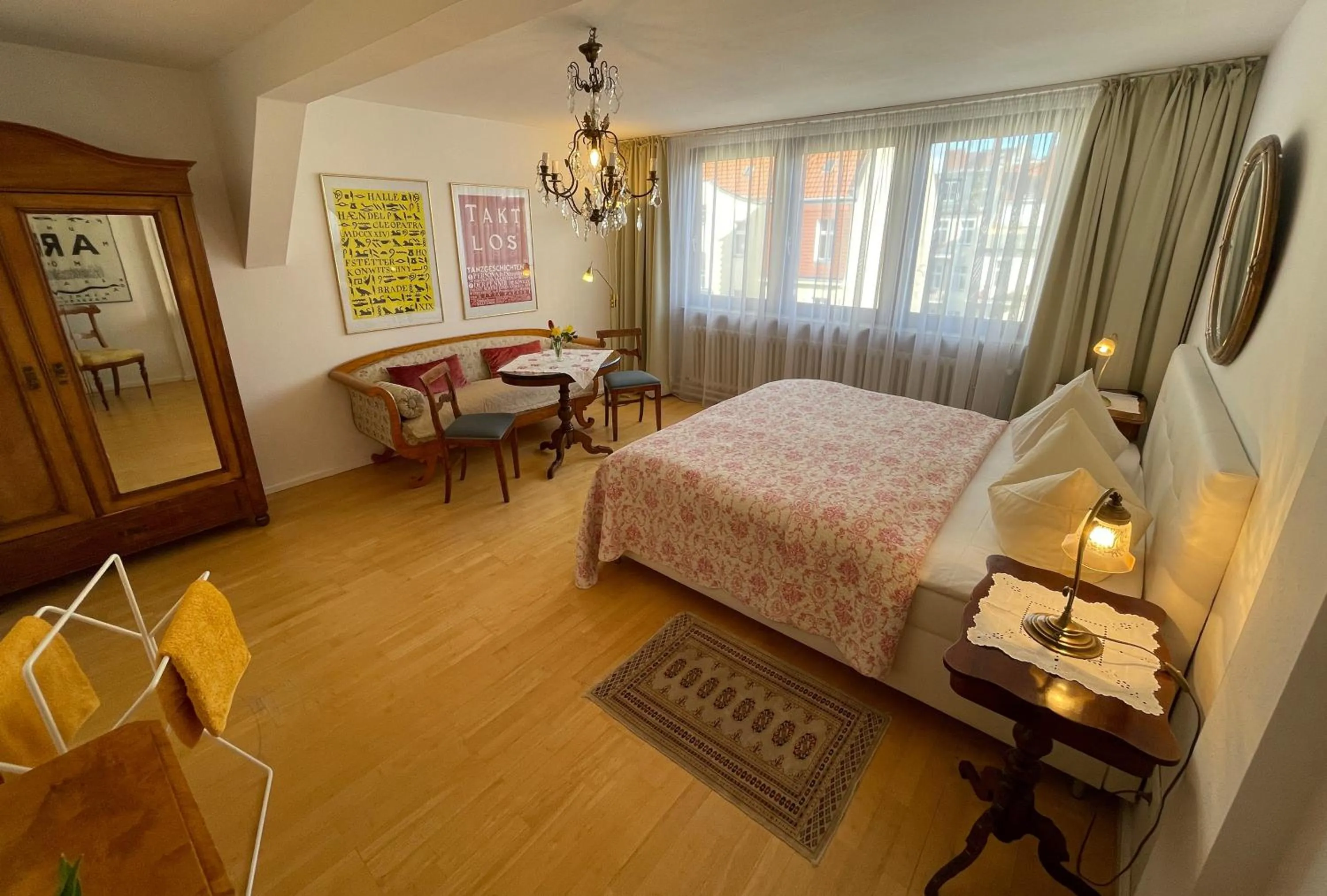 Bedroom, Bed in Das Literaturhotel Berlin