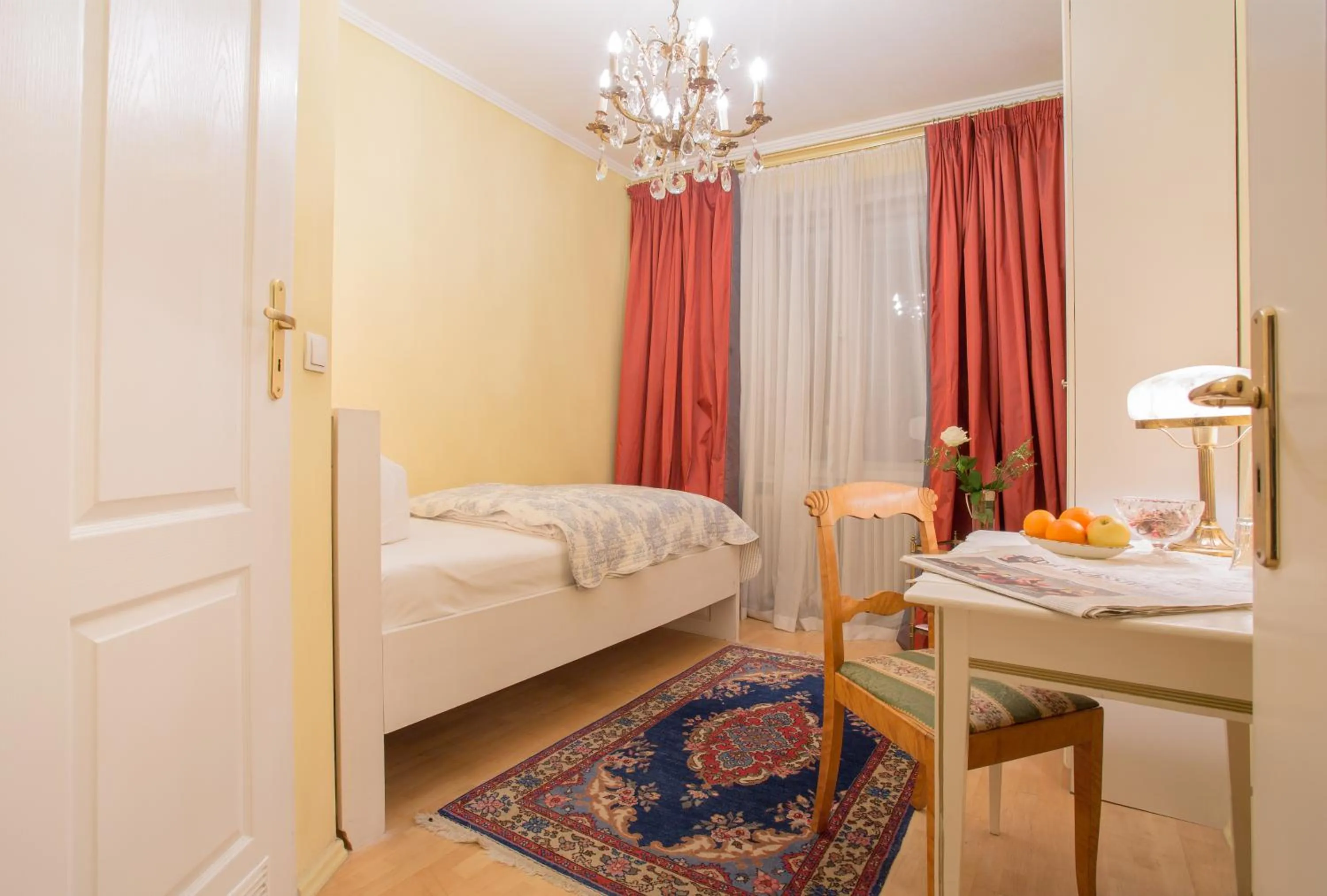 Bed in Das Literaturhotel Berlin