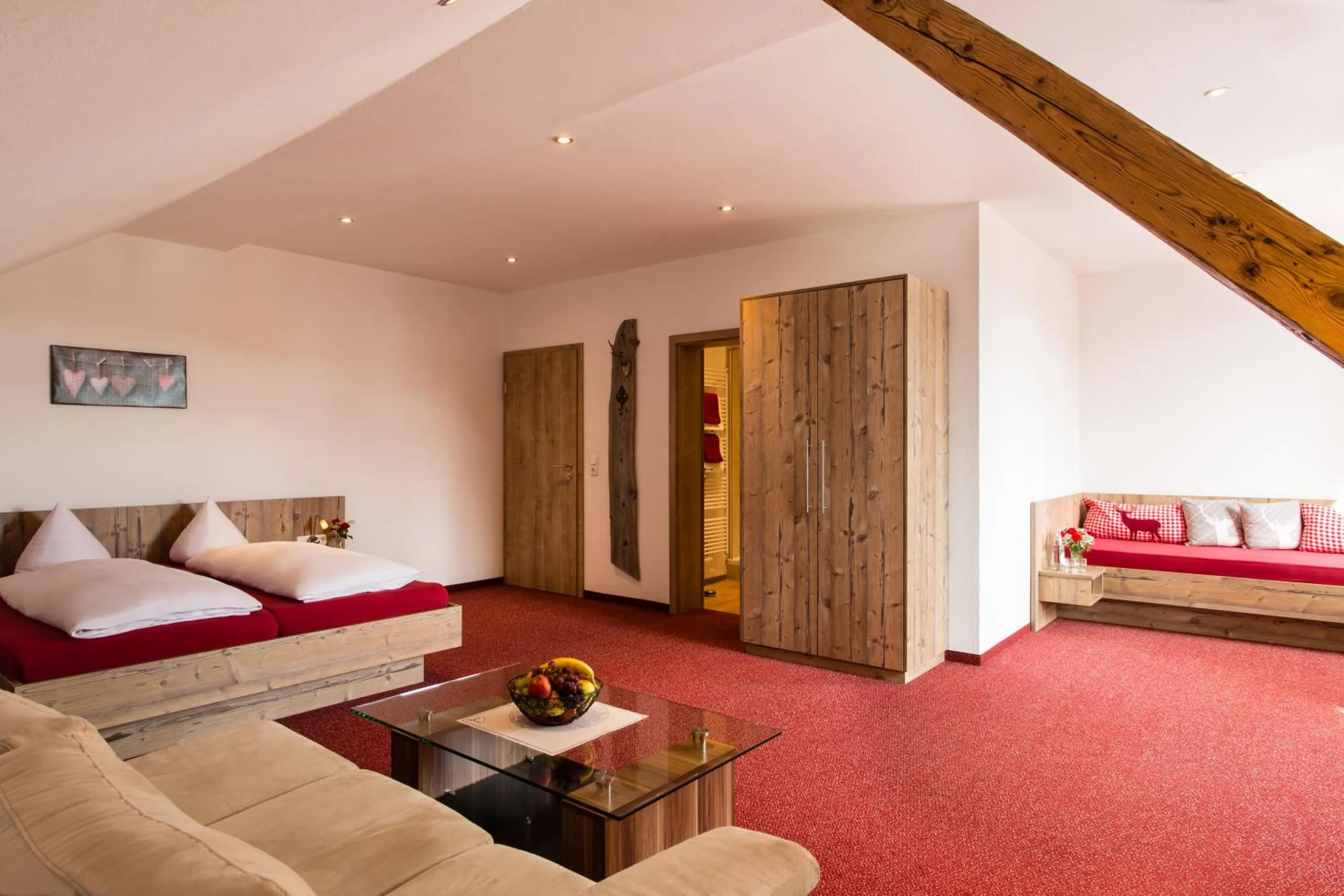 Bedroom, Bed in Gasthof zum Hirsch