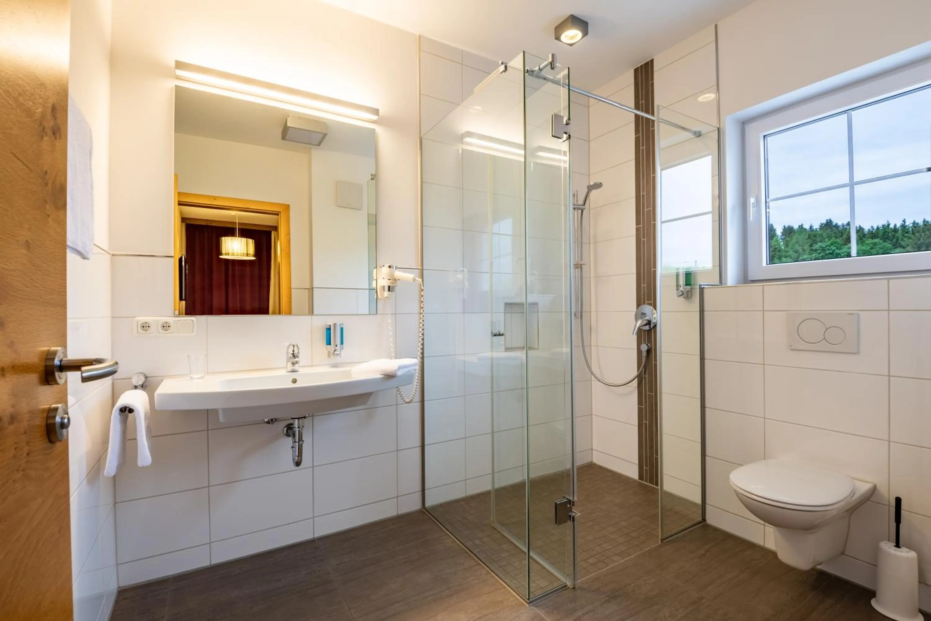 Toilet in Landhotel Schwarzenbach - Wellness & Spa