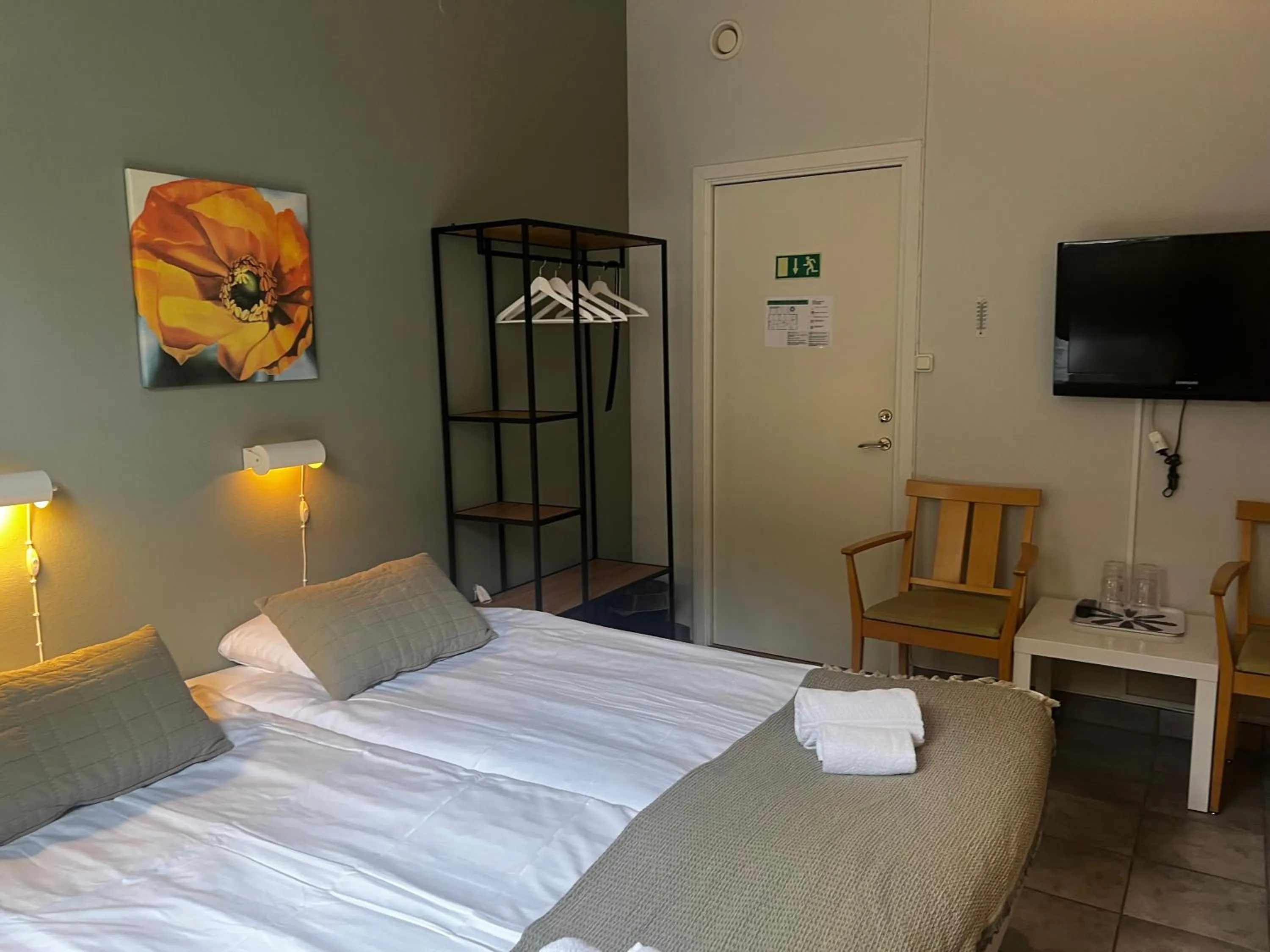 Bed in Aurora Bed & Breakfast