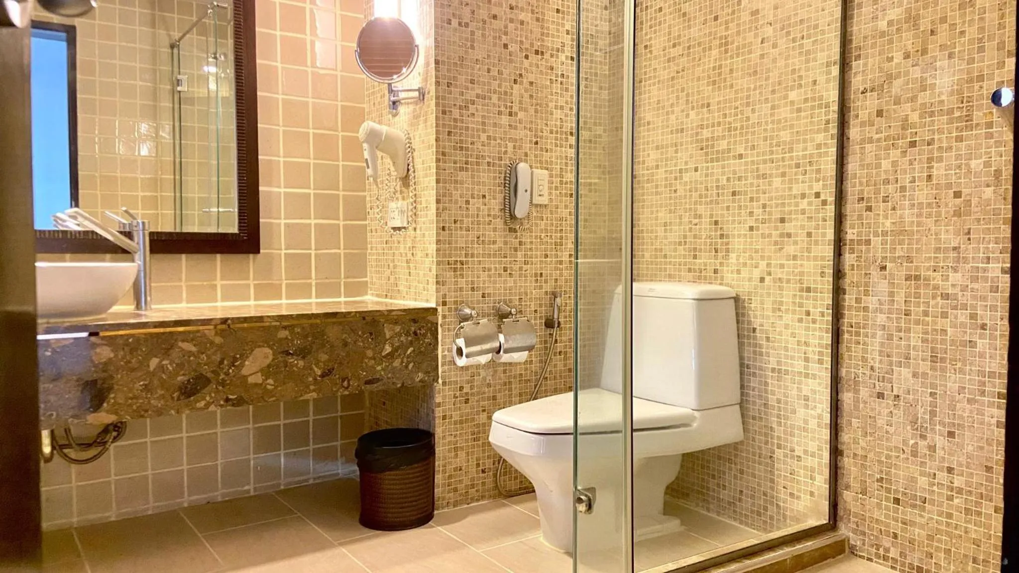 Bathroom in Garden Cliff Resort And Spa