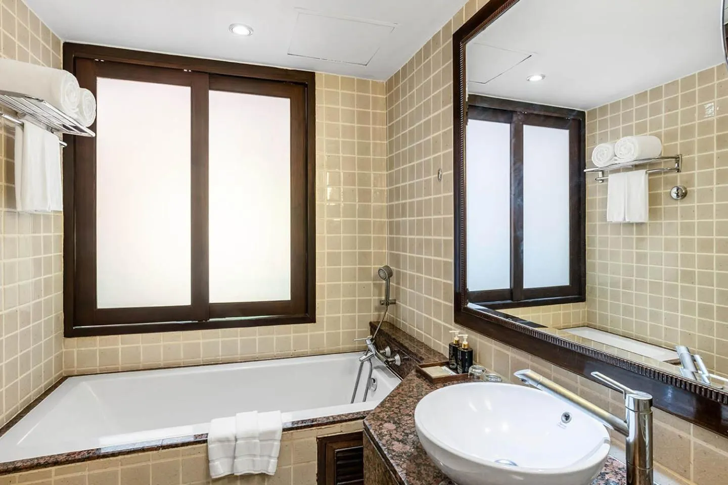 Bathroom in Garden Cliff Resort And Spa