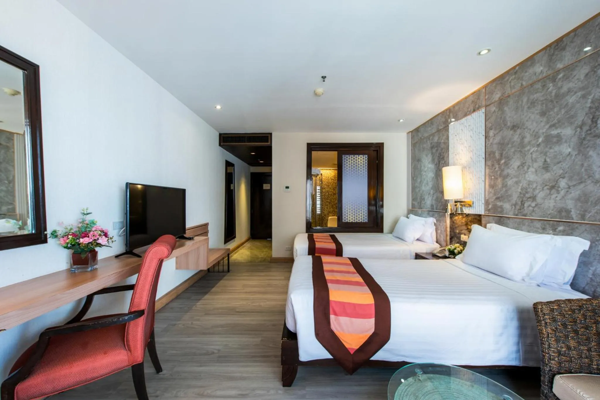 Bedroom, Bed in Garden Cliff Resort And Spa