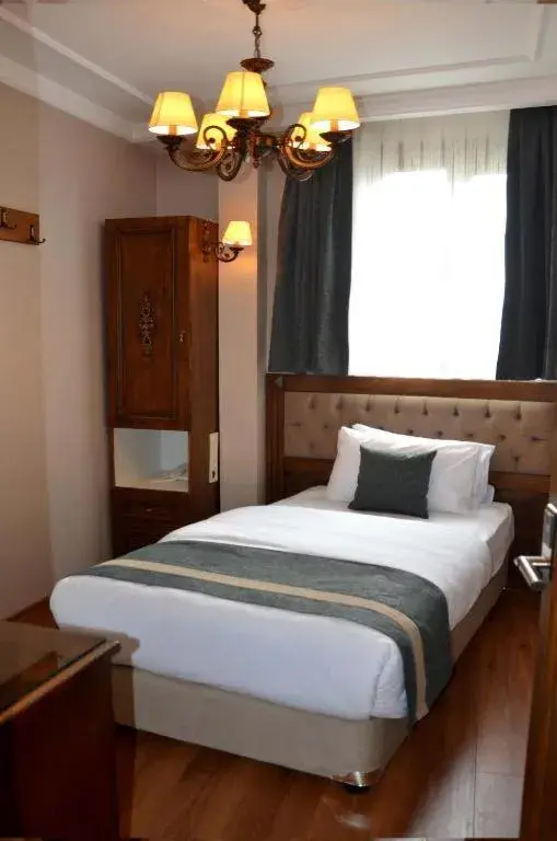 Budget Single Room in Ahmet Efendi Konağı Budget Single Room in Ahmet Efendi Konağı