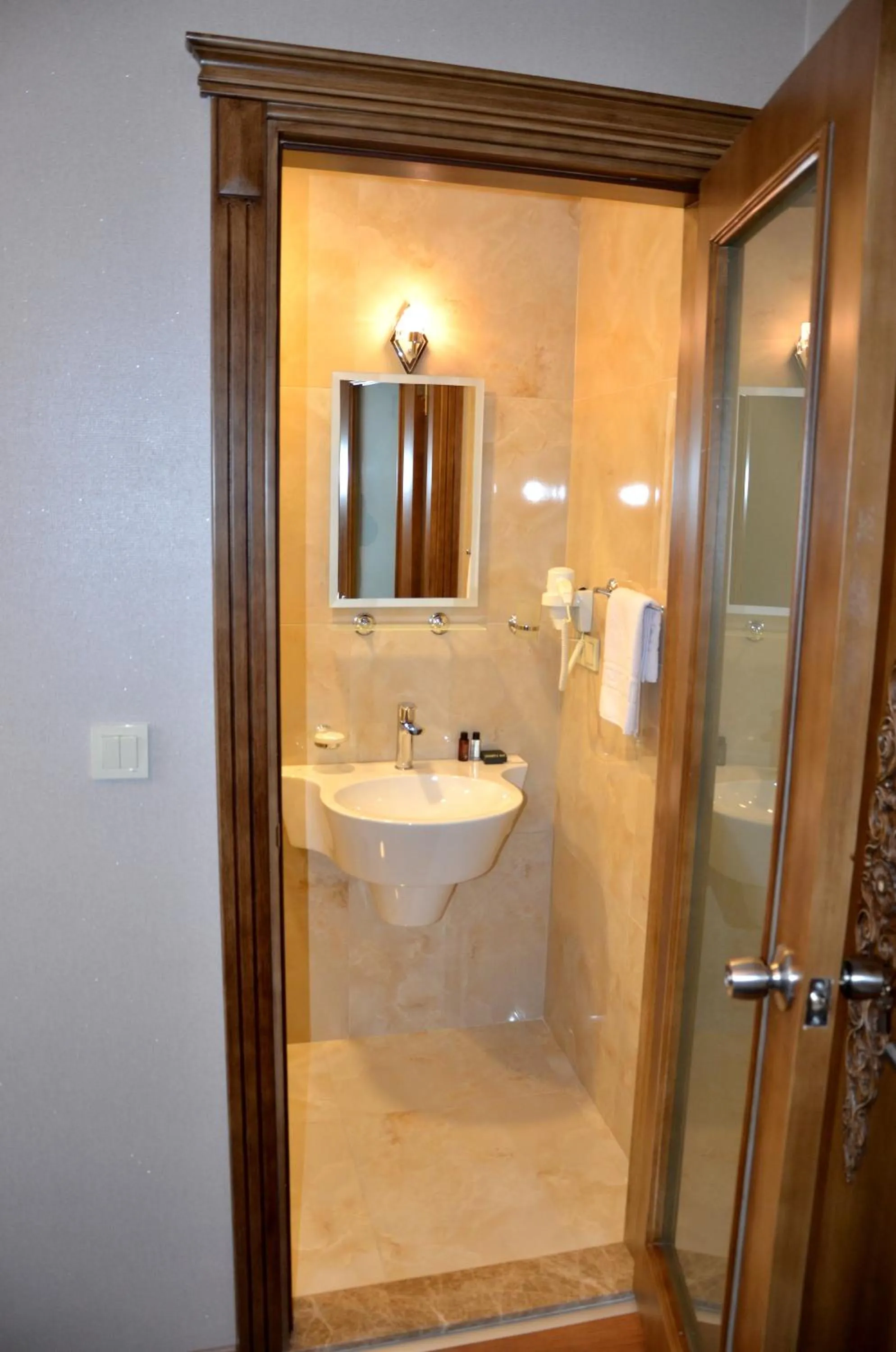 Toilet in Ahmet Efendi Konağı